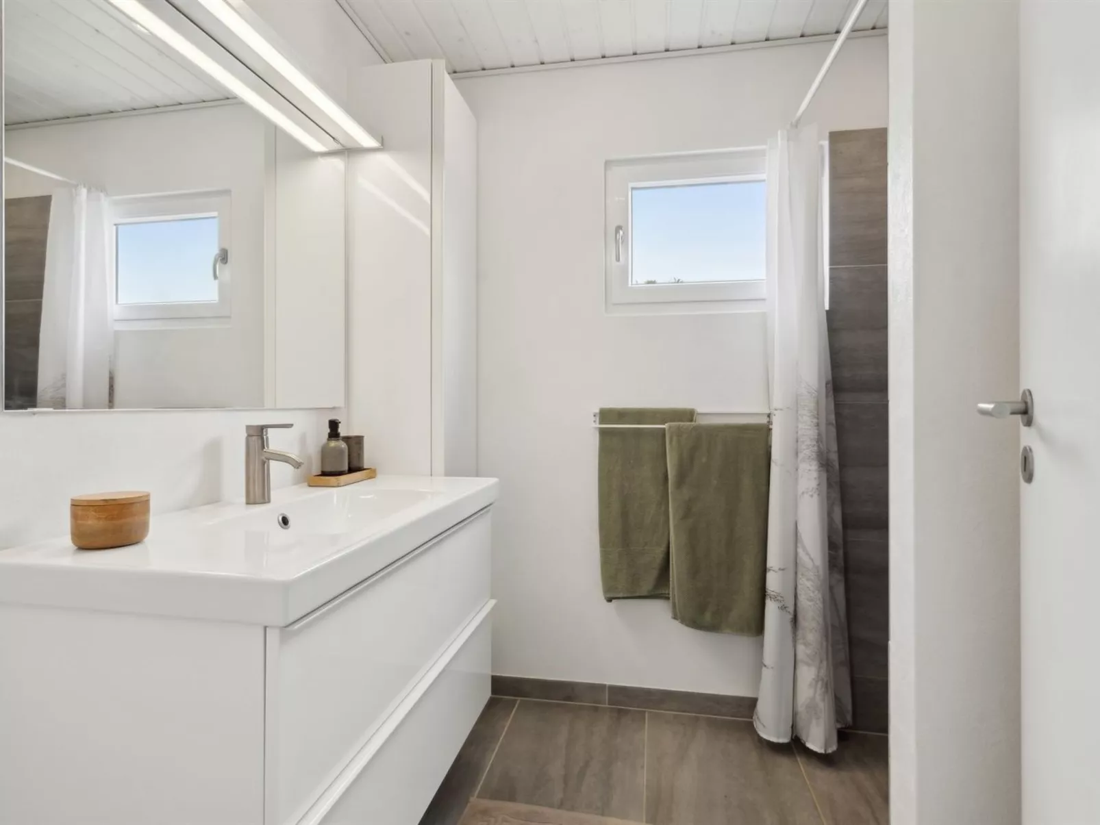 "Dietlinde" - 100m from the sea-Binnen