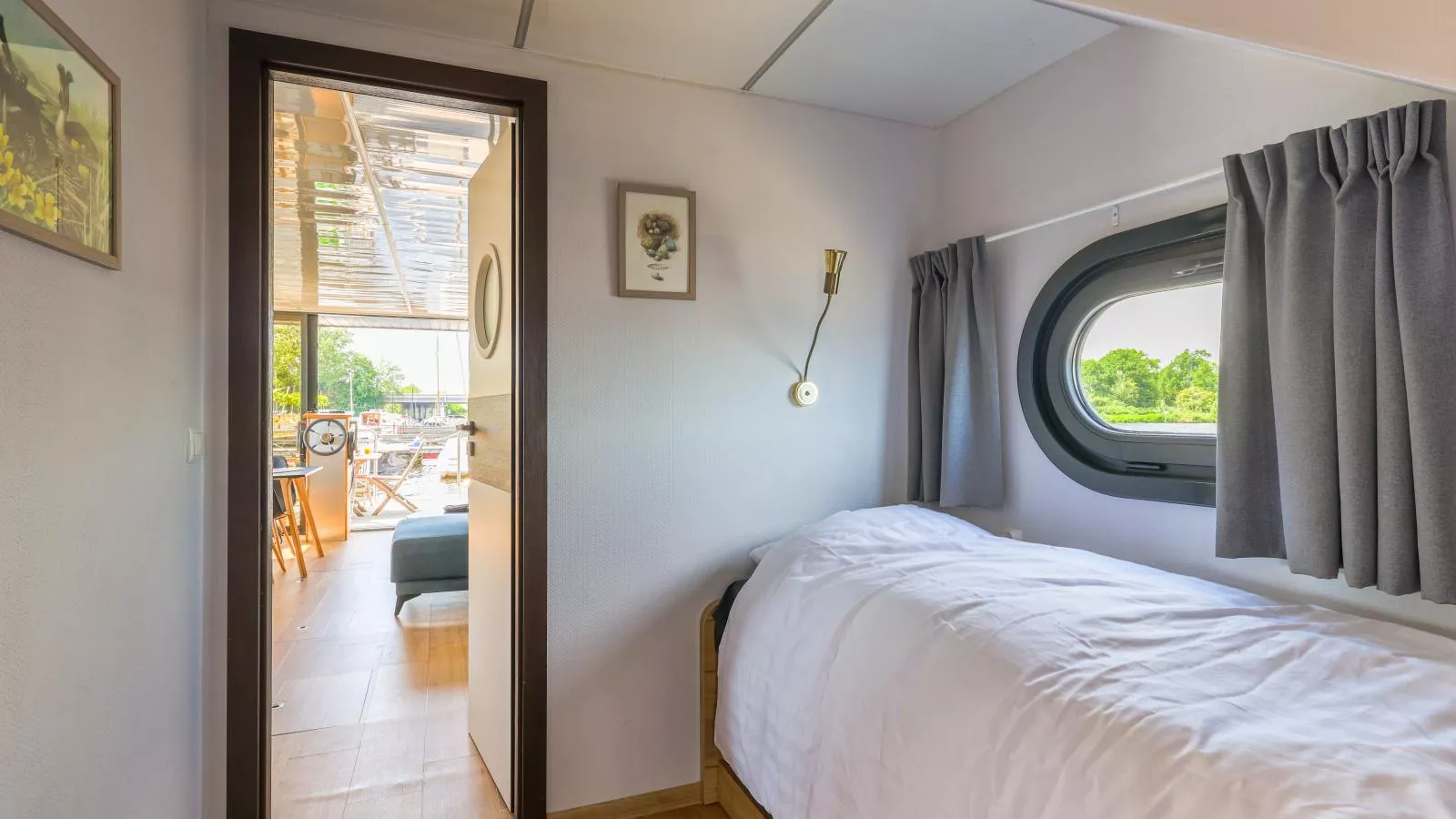 Tiny Houseboat De Woudaap - I-Slaapkamer