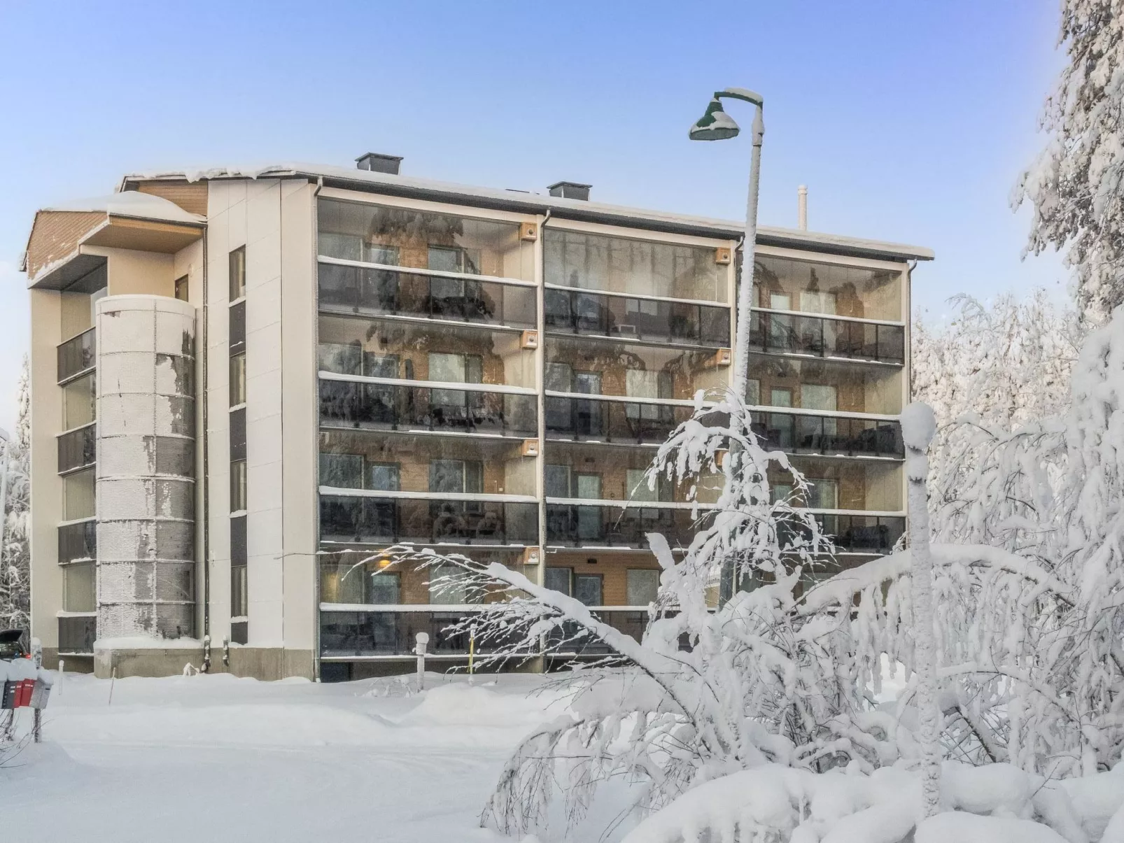 Tievan aurinkorinne dina-Binnen