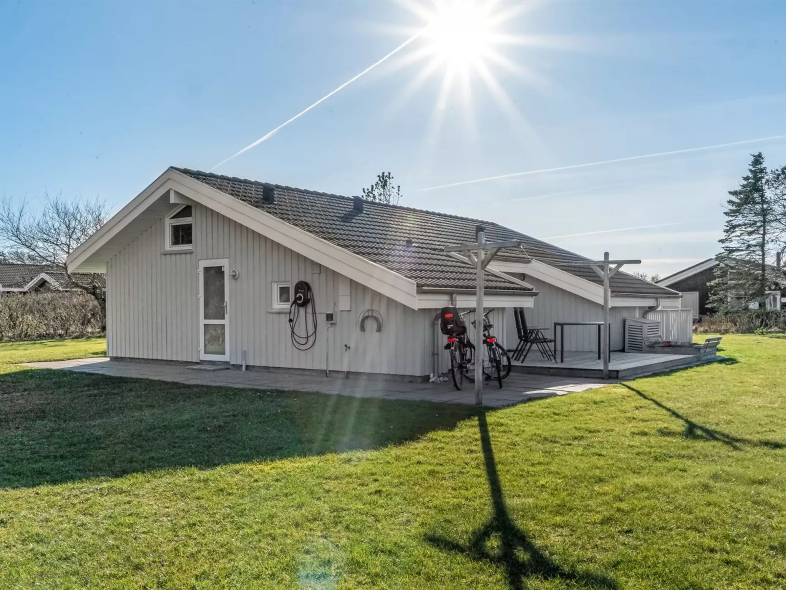 "Henri" - 1.2km from the sea-Buiten