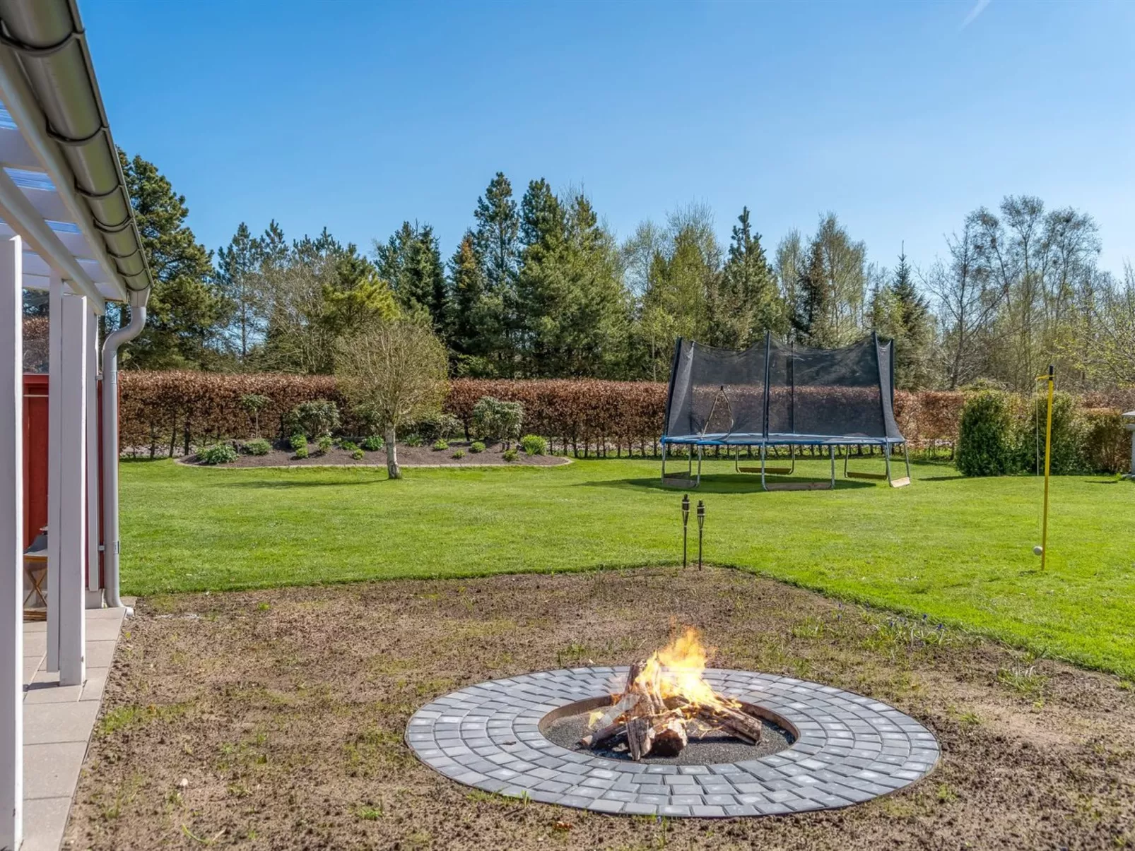 "Ruse" -  from the sea-Buiten