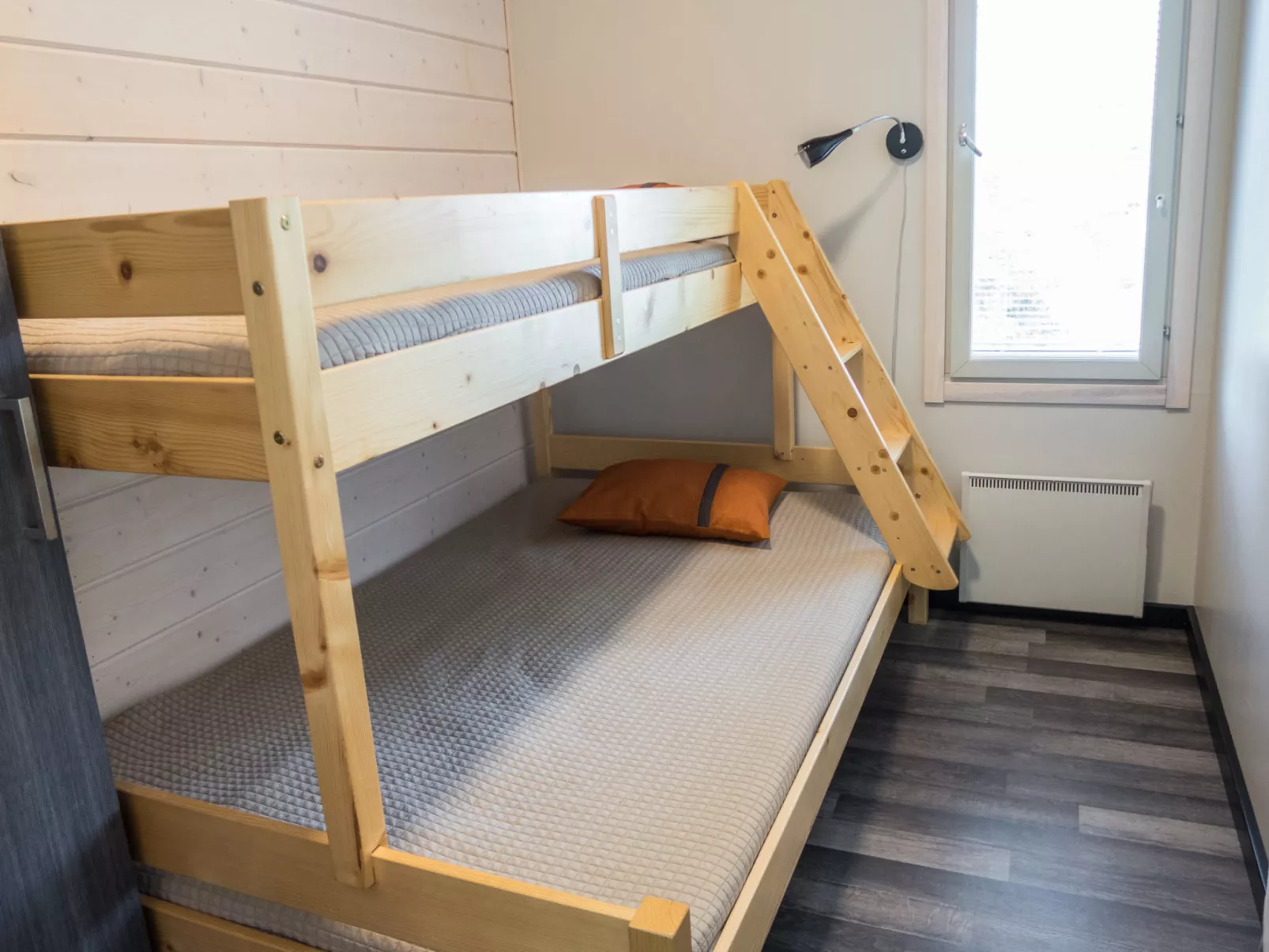 Villa vuosseli c 1-Binnen