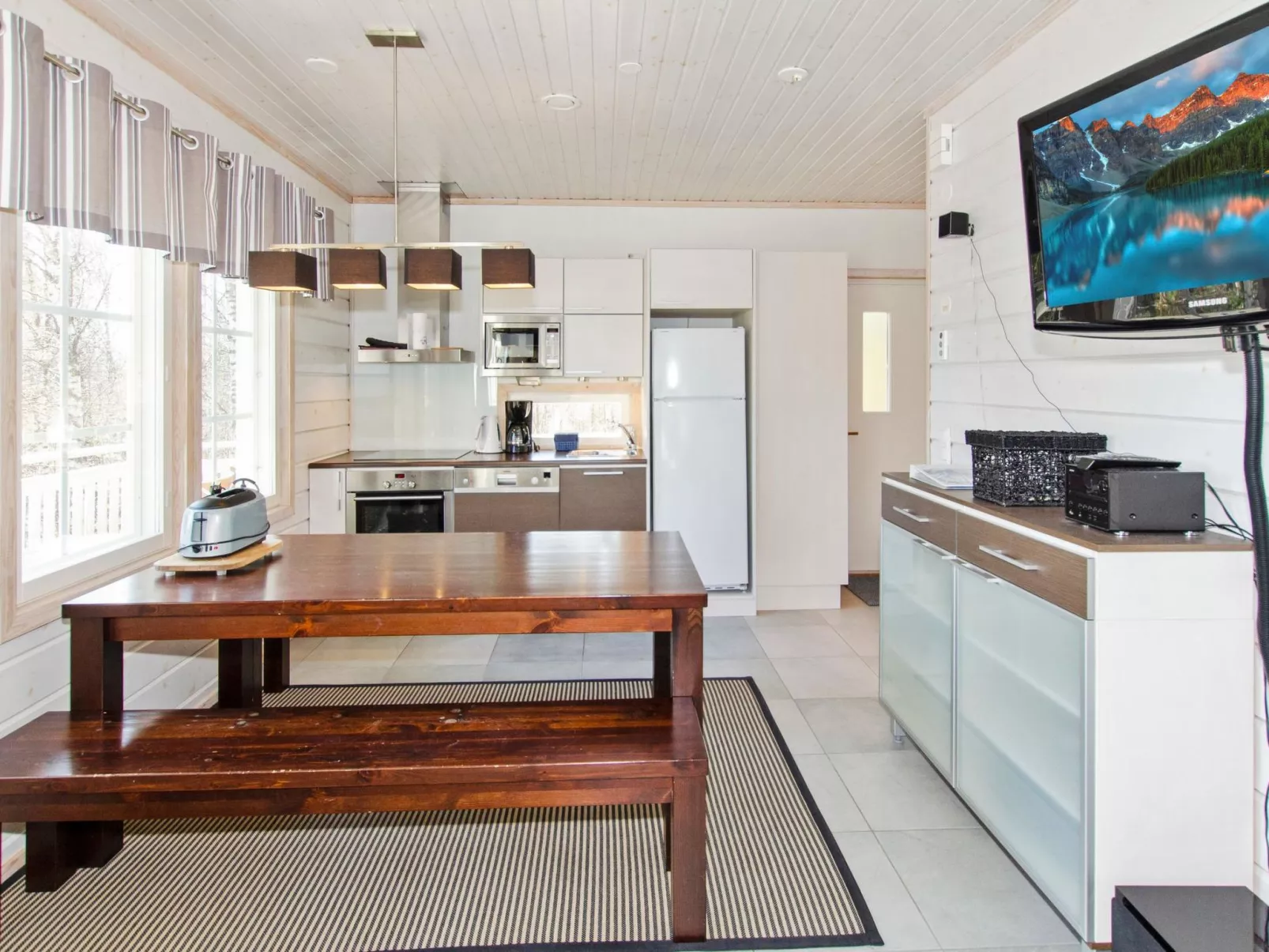 Kolin helmi 2-Binnen