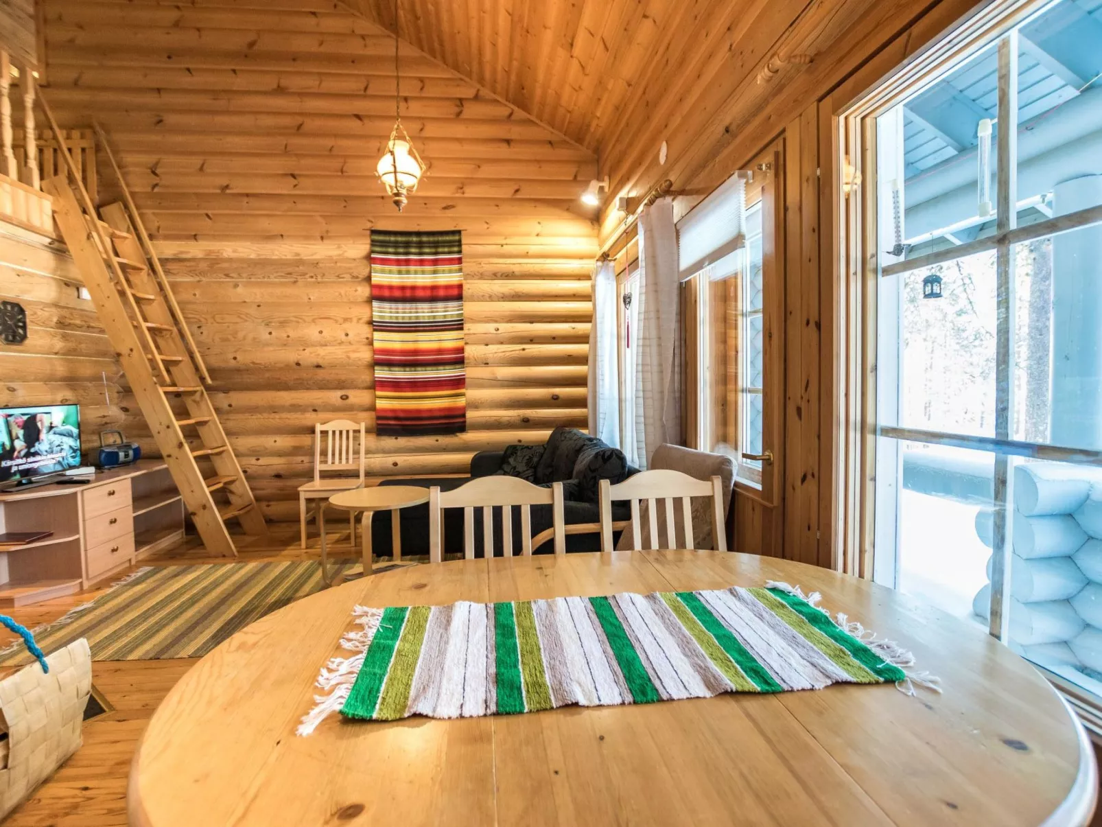 Ukkohovi 5 paritalo-Binnen