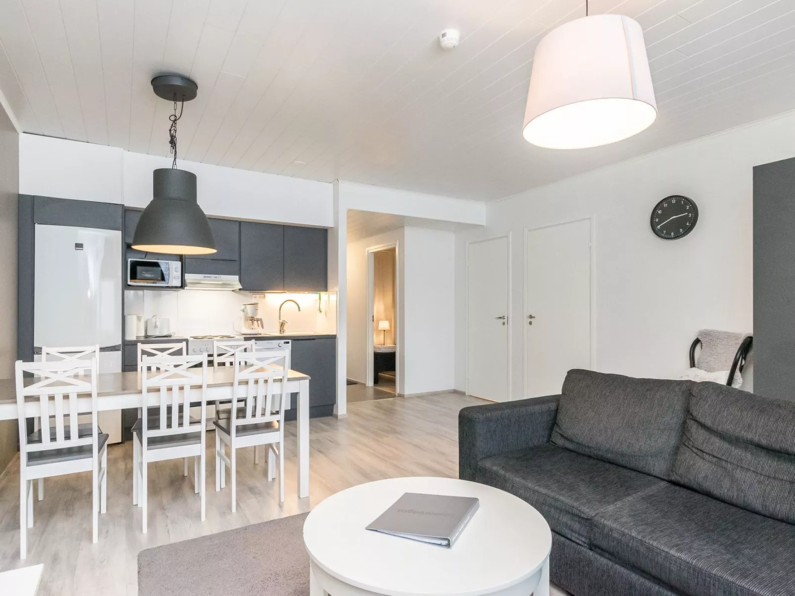 Skivillas paljakka 4. (2mh)-Binnen