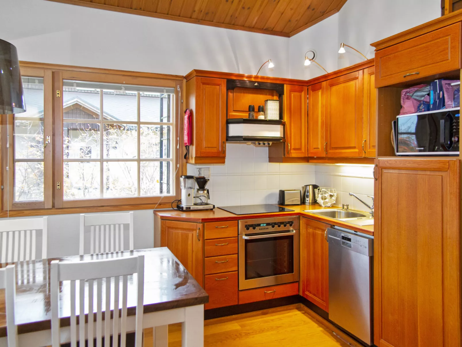 Tahkon klubitie 4 b-Binnen