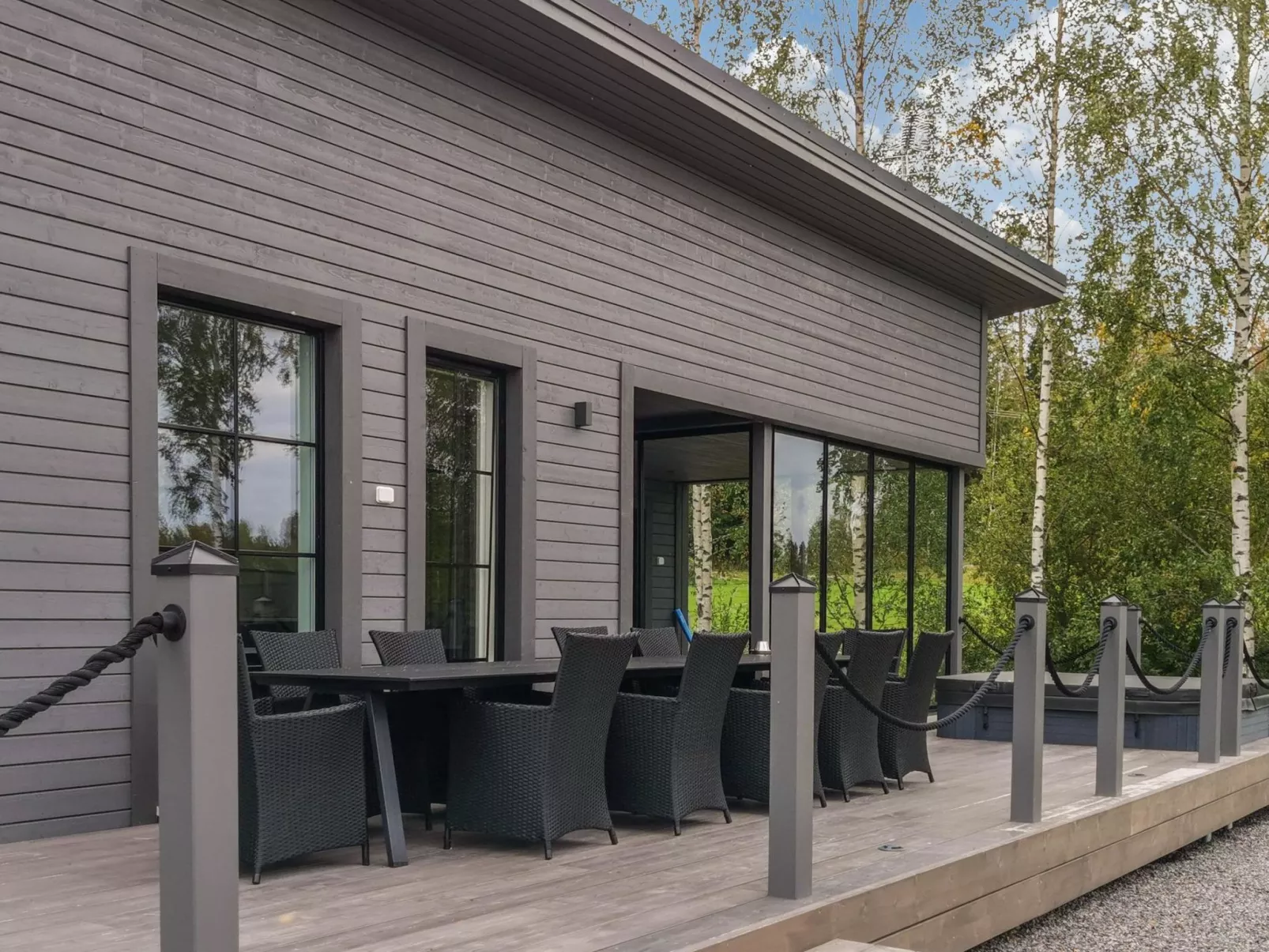 Villa karhentimantti-Binnen