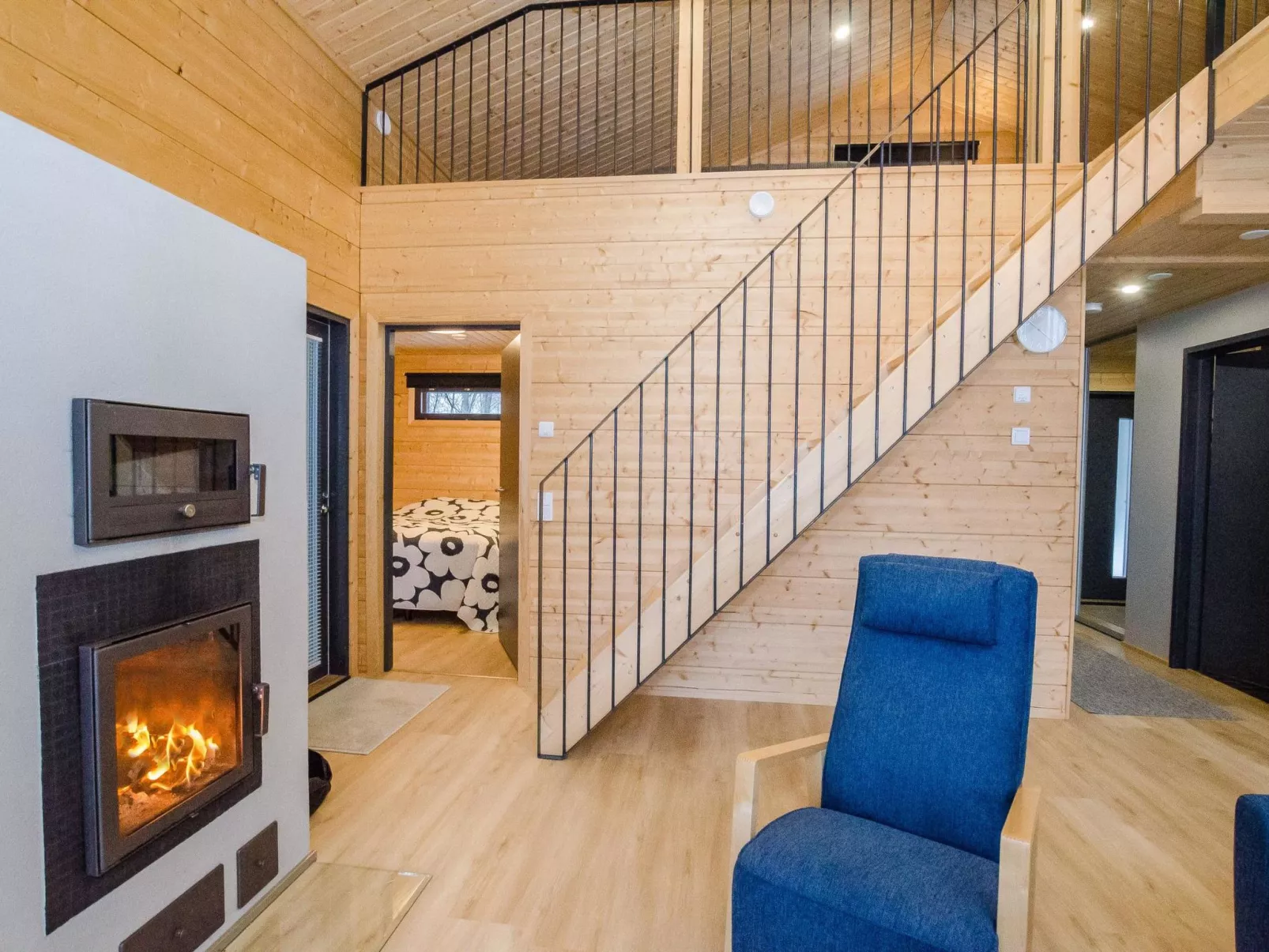 Lakeside villa-Binnen