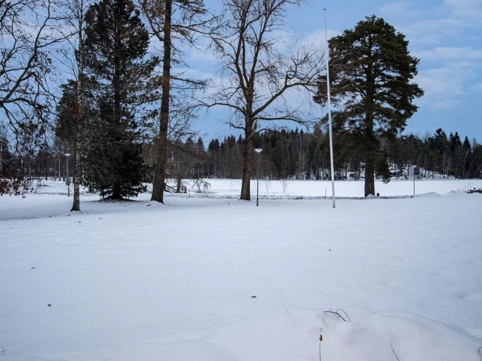 Kylpylä-hotelli, huone 145-Binnen