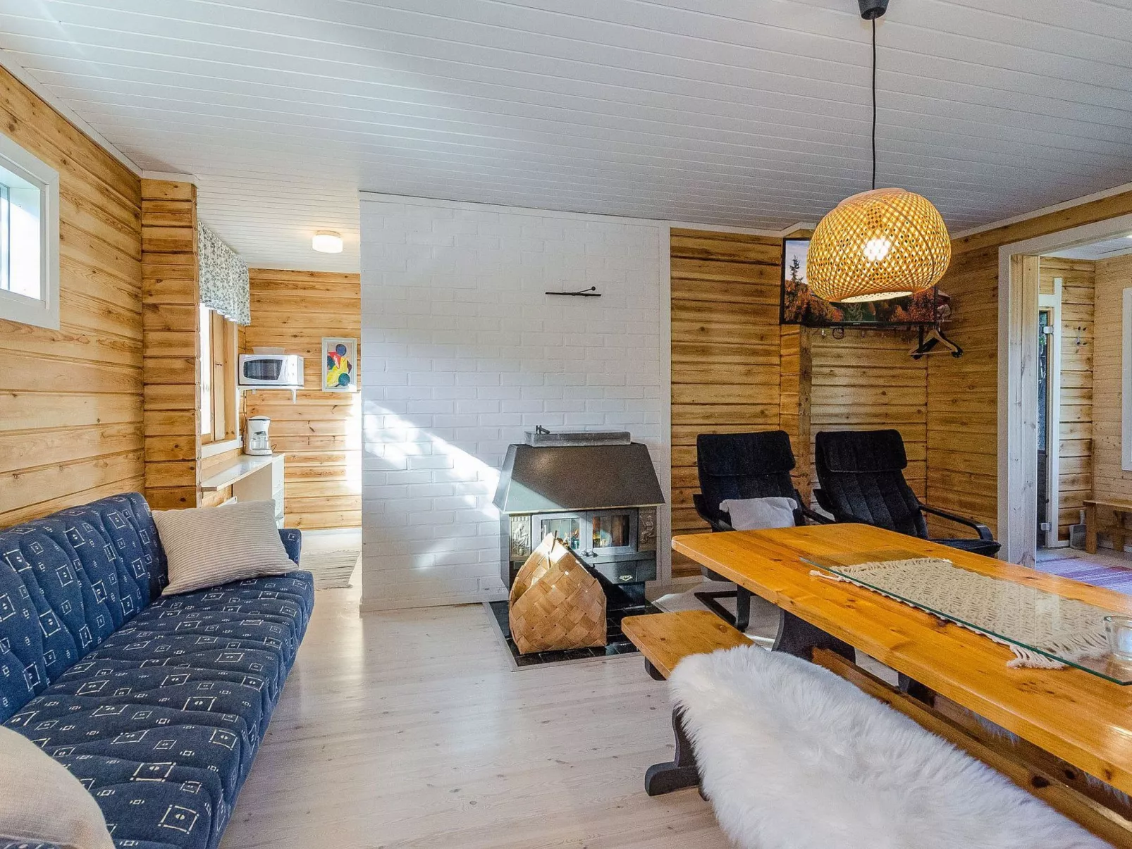 Koskenniska, vaikon loma 1-Binnen