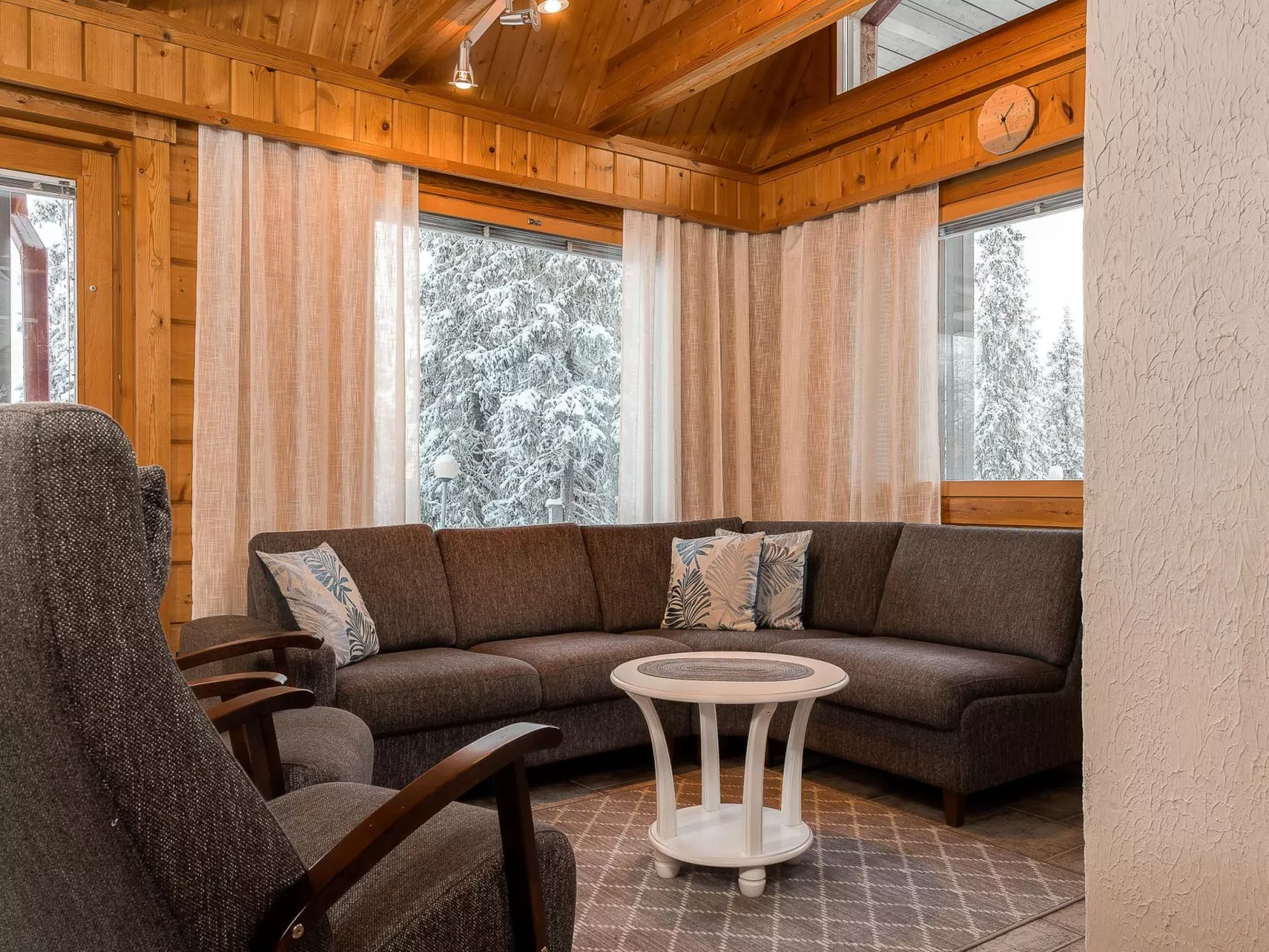 Kinostupa 2a (15-16)-Binnen