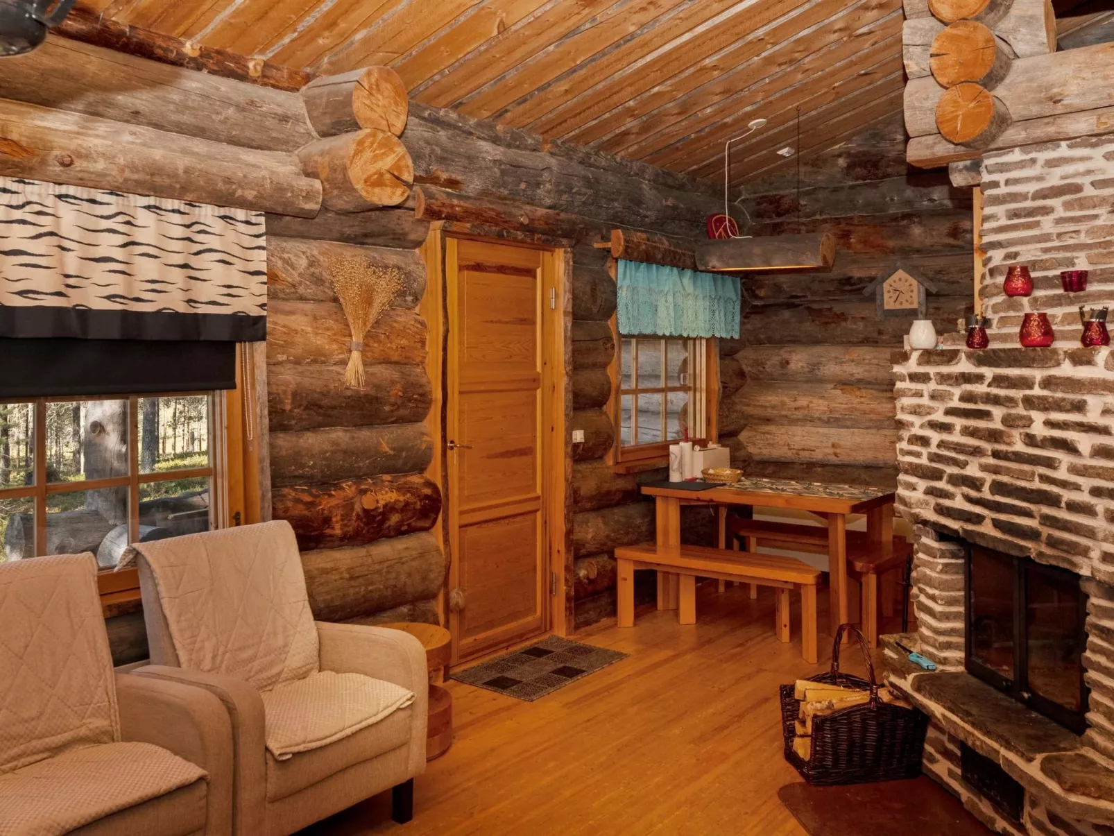 Villihanhi 7b-Binnen