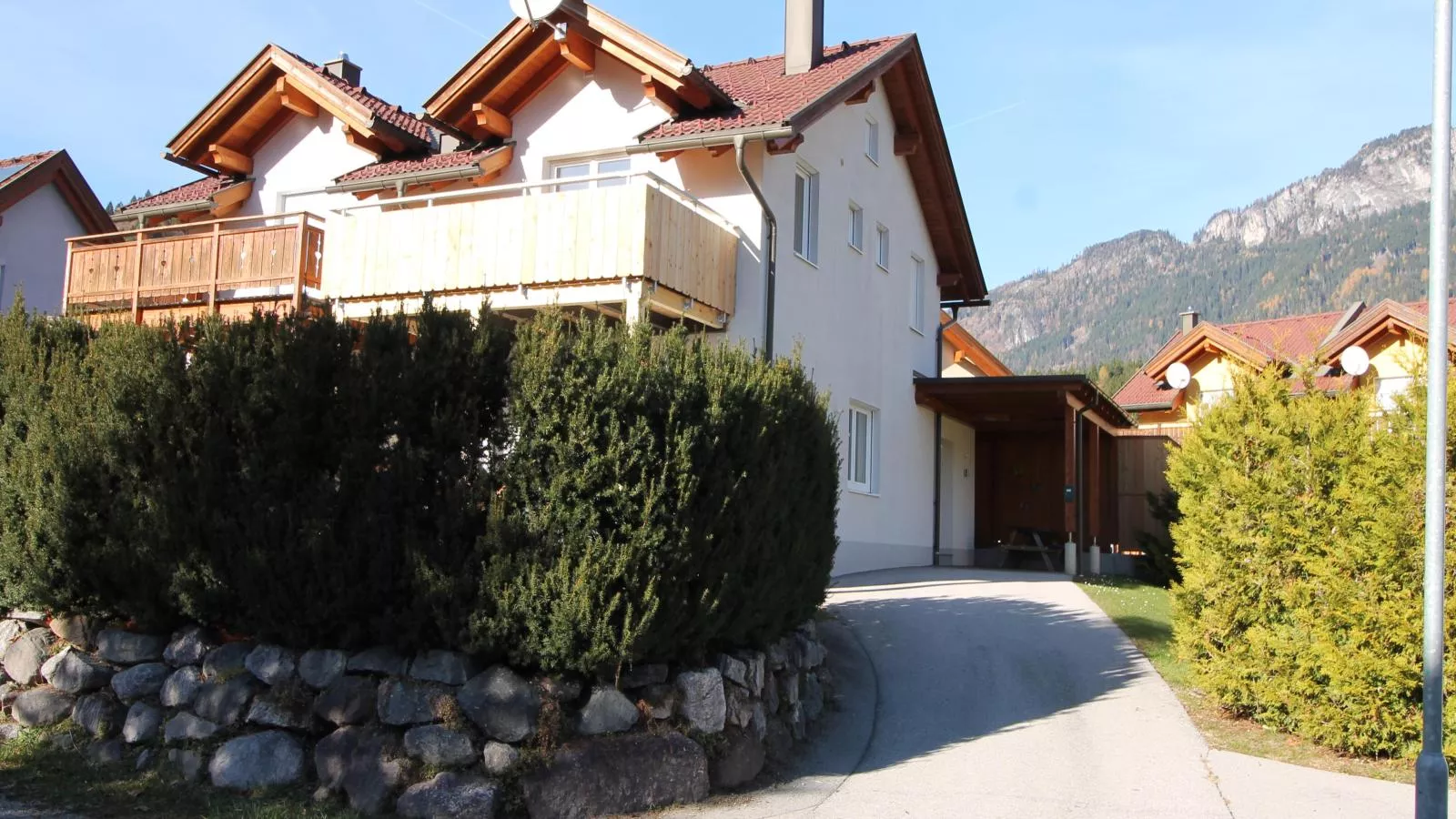 Kipaji 1-Buitenkant zomer