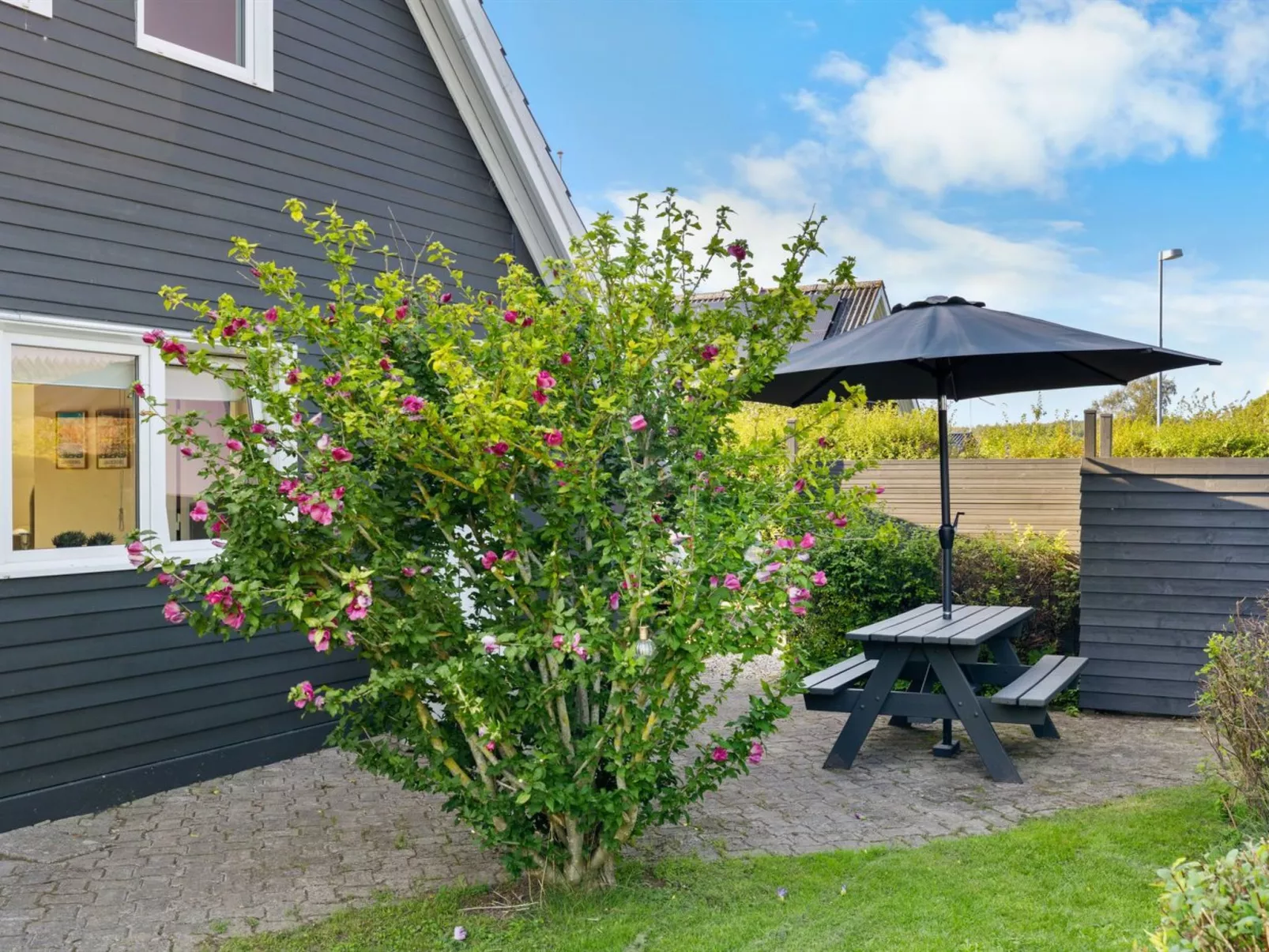 "Begitte" - 200m from the sea-Buiten