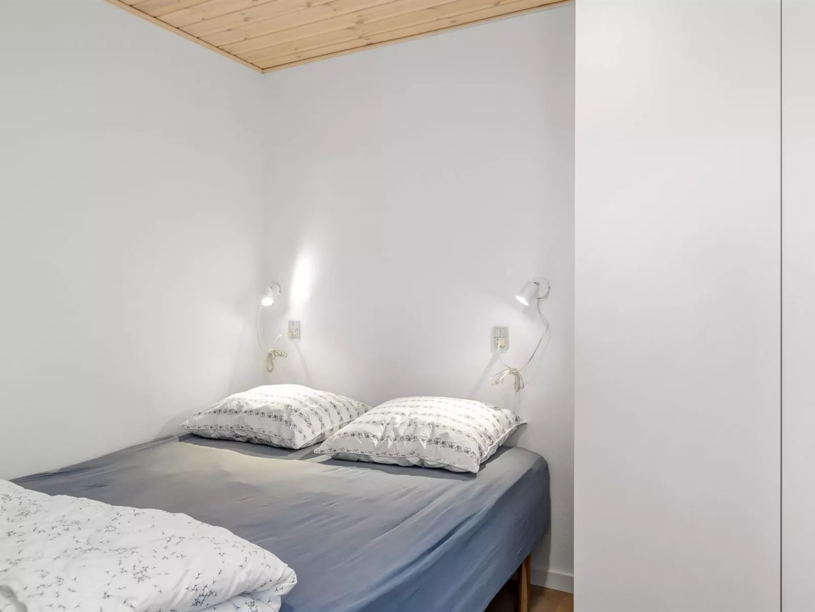 "Naya" - 500m from the sea-Binnen