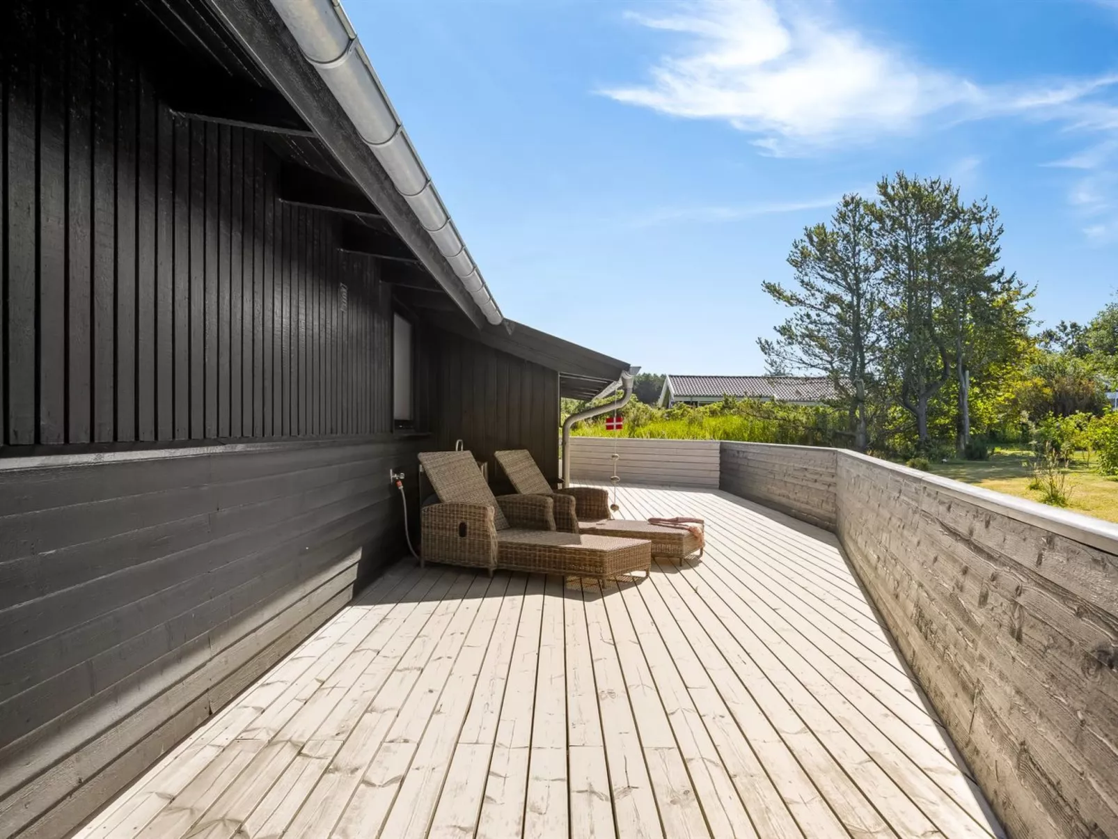 "Verner" - 990m from the sea-Buiten