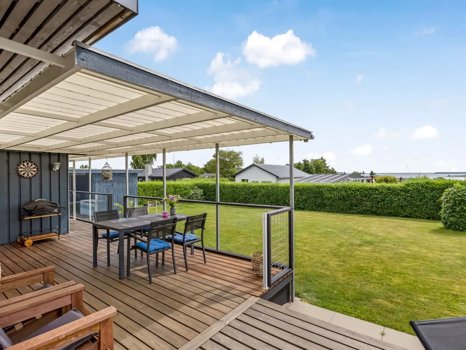 "Nielsine" - 250m from the sea-Buiten