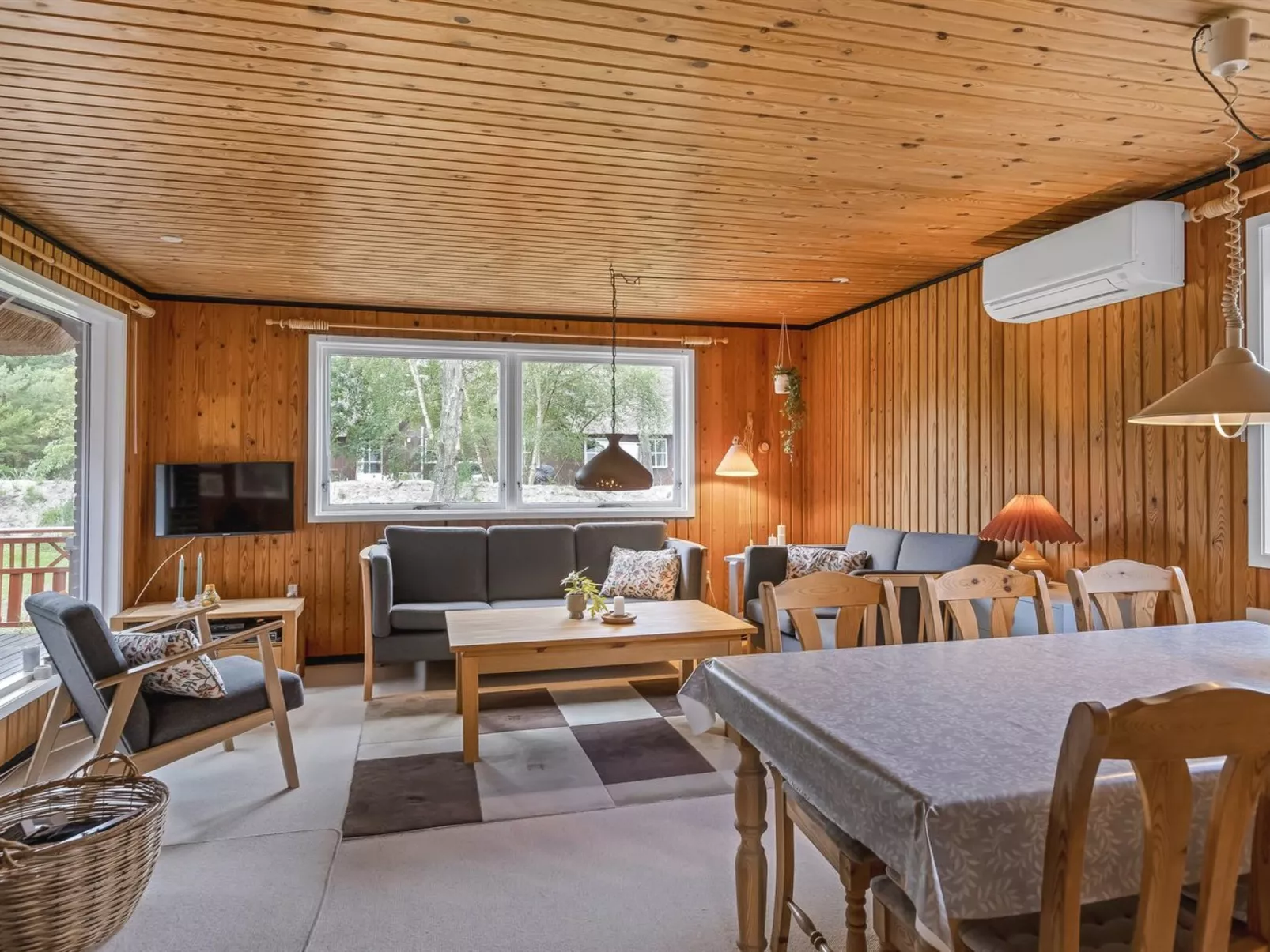 "Menard" - 1.2km from the sea-Binnen