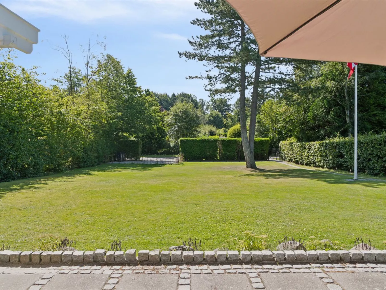 "Guthfrith" - 1.4km from the sea-Buiten