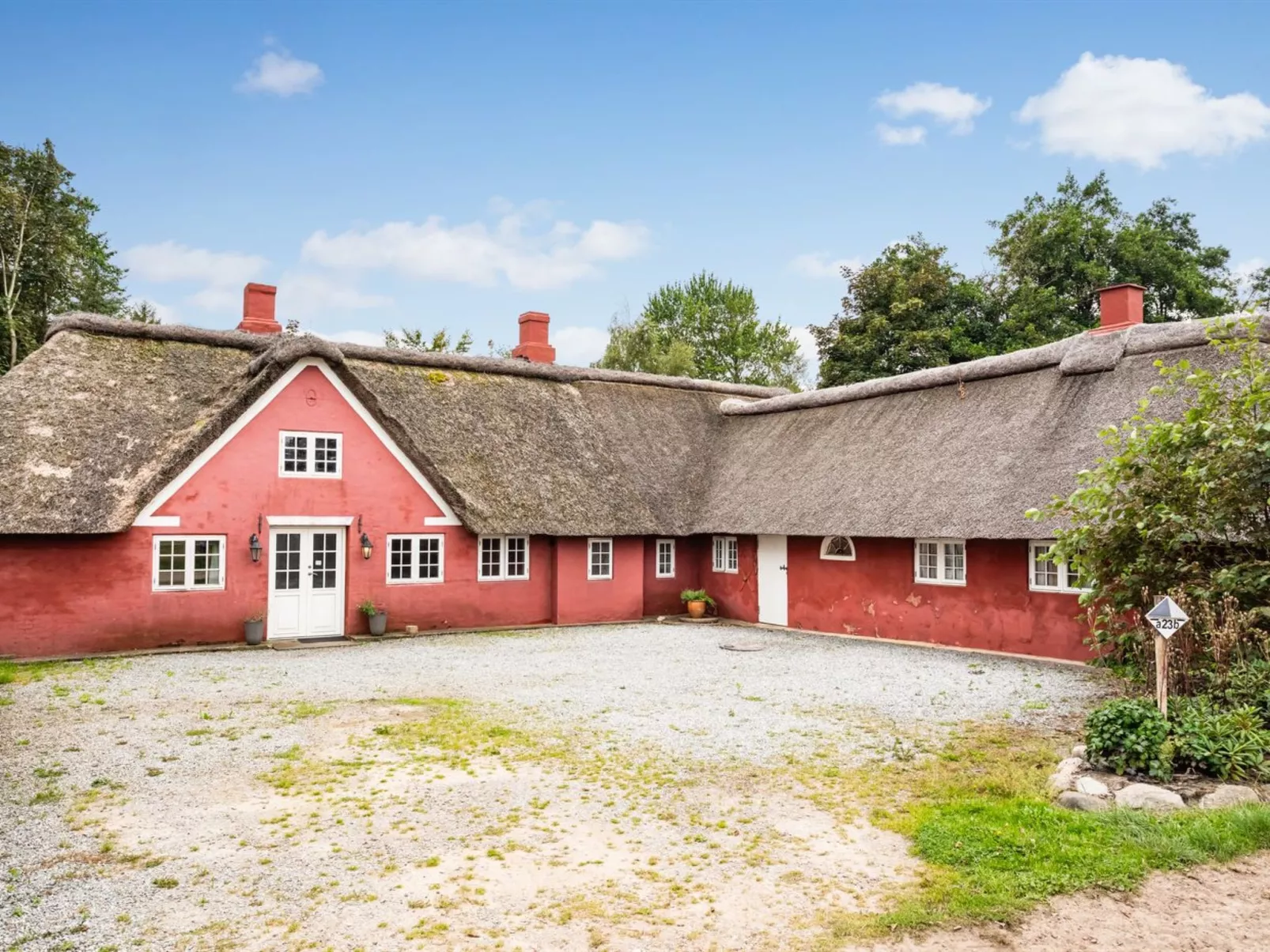 "Yrjö" - 2.5km from the sea-Buiten