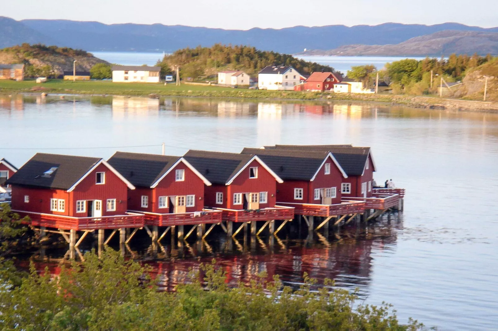 Zeezicht met boten en vissen-Buitenlucht