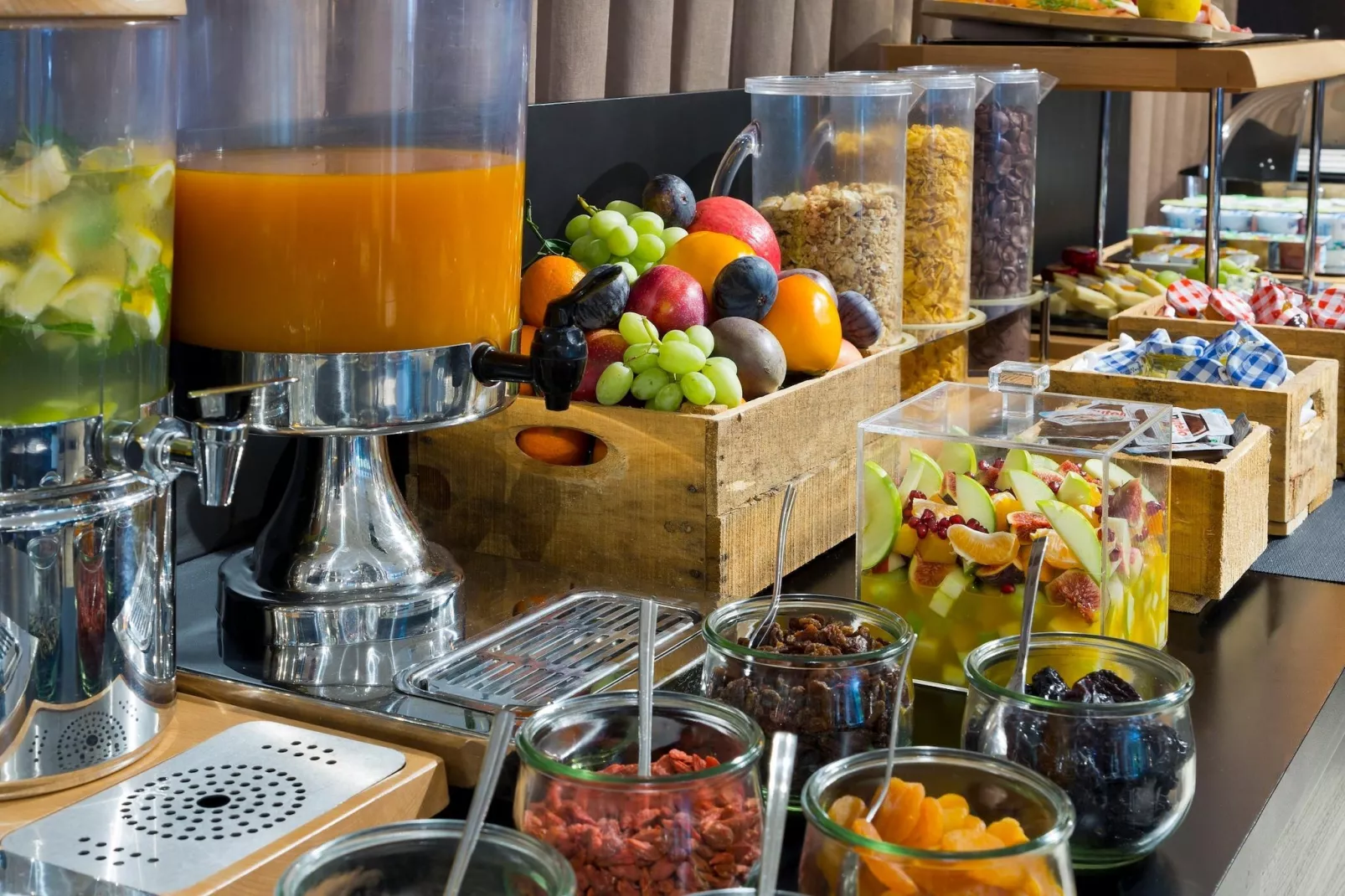 Superior Studio park/pool view - LA RESERVE-Sfeer