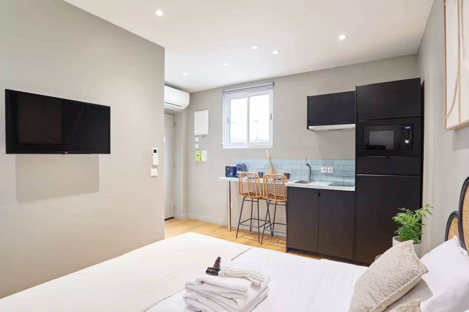 CAIRE 4 NEW-Niet-getagd