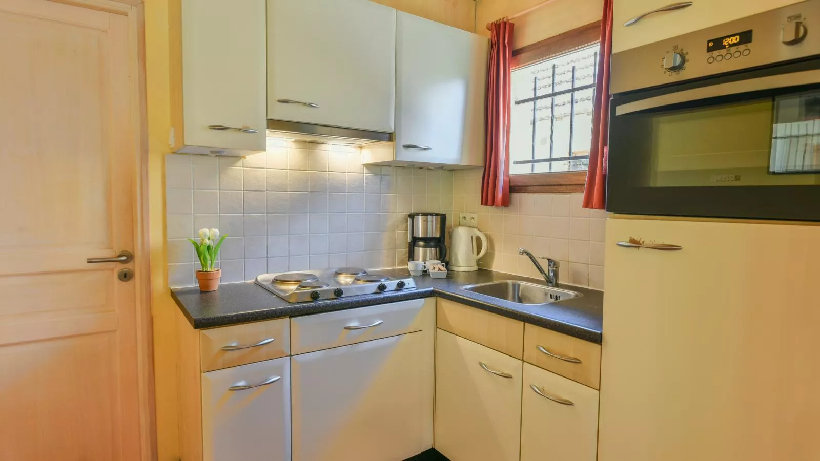 Lac Bleu huis nr 13-Keuken