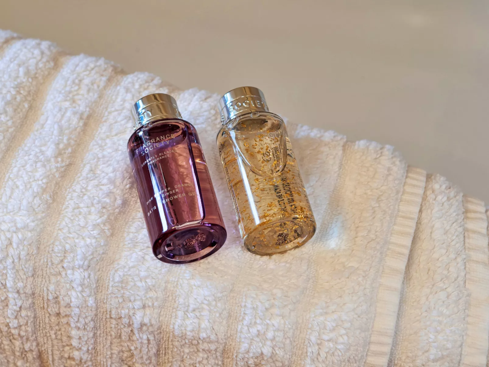 Two Storrs Cottages-Binnen