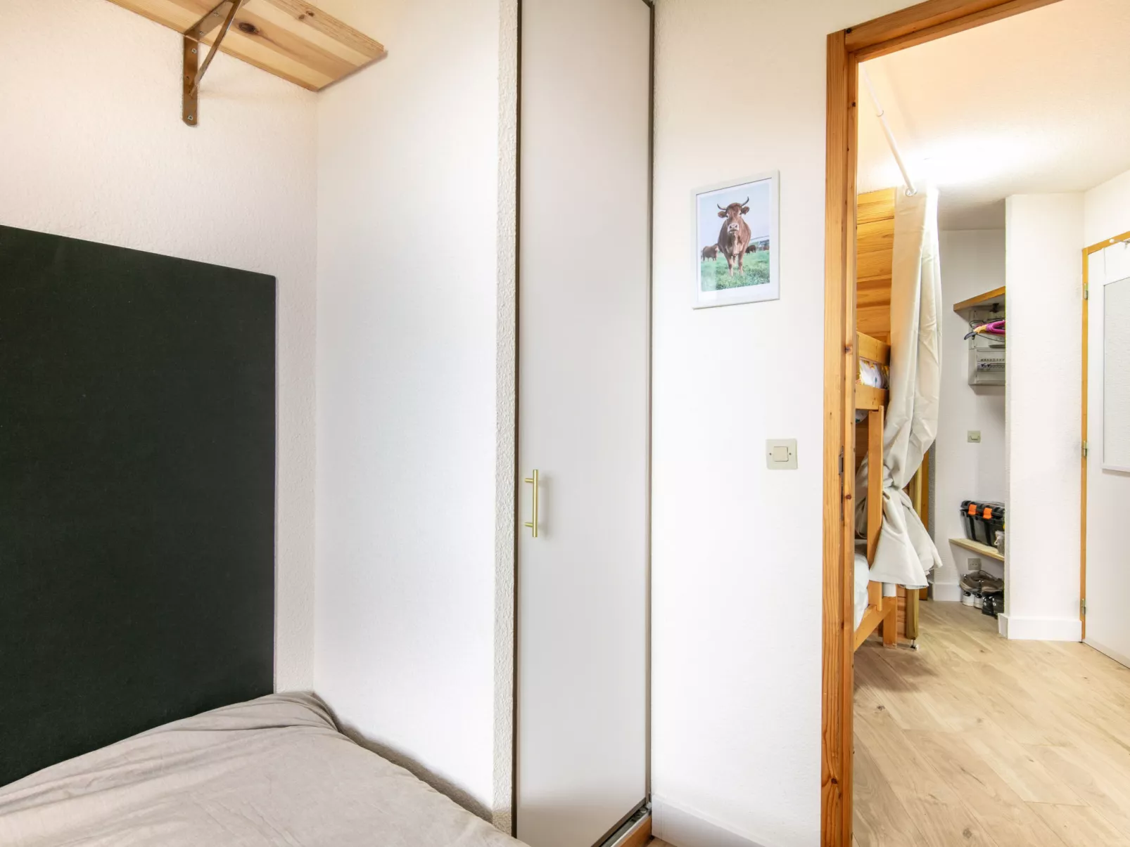 T. DU MOREL A-Binnen