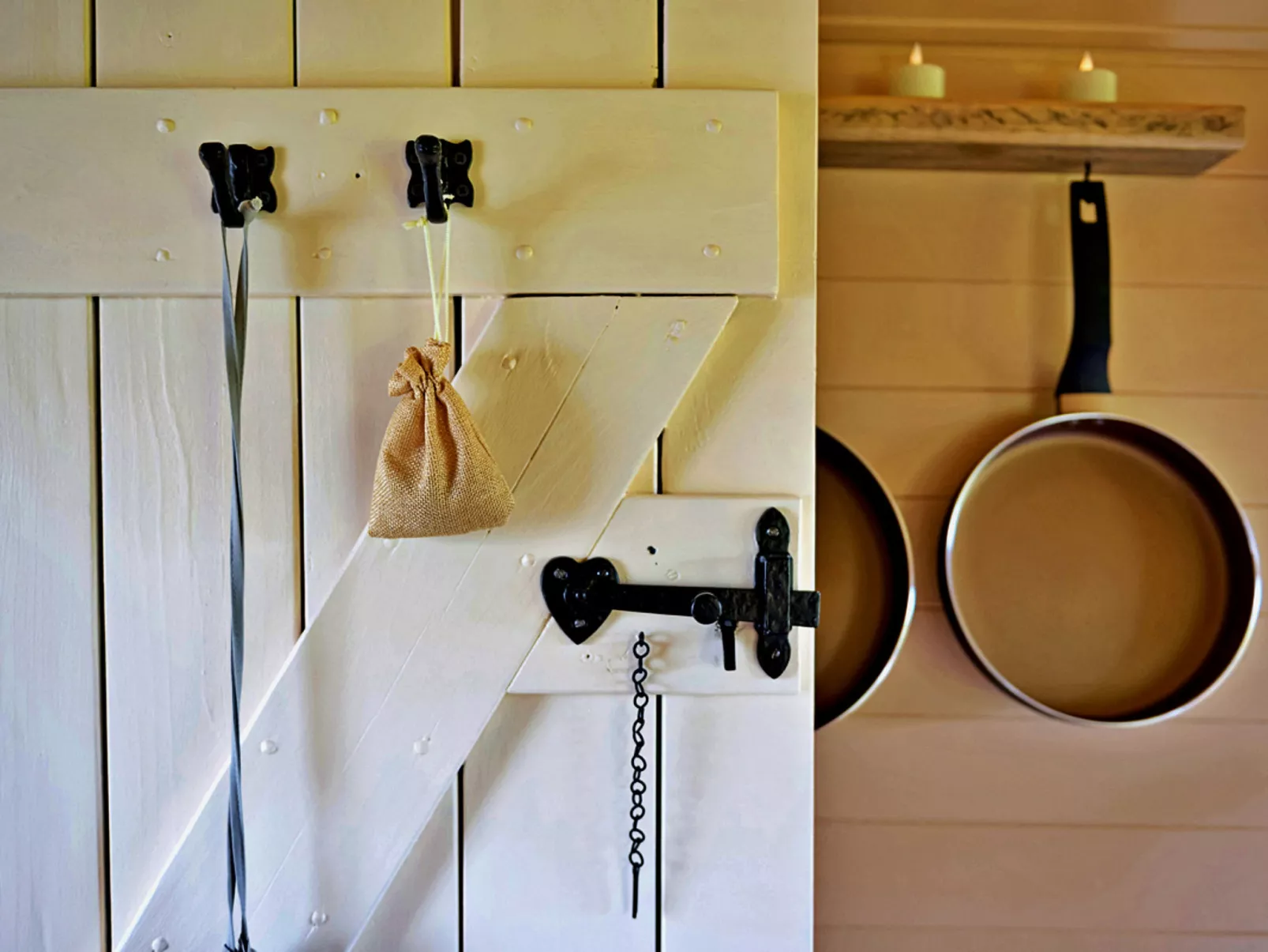 'Marared' Gypsy Hut-Binnen