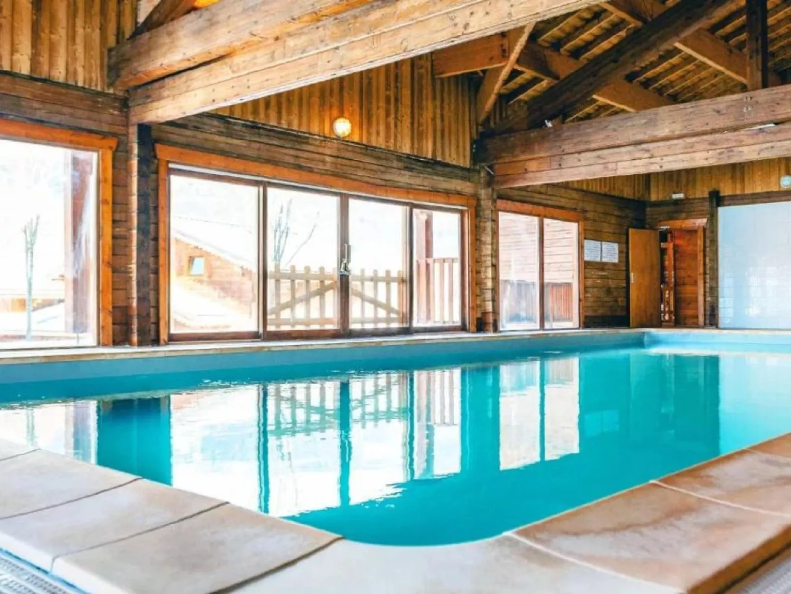 BOIS DE CHAMPELLE-Buiten