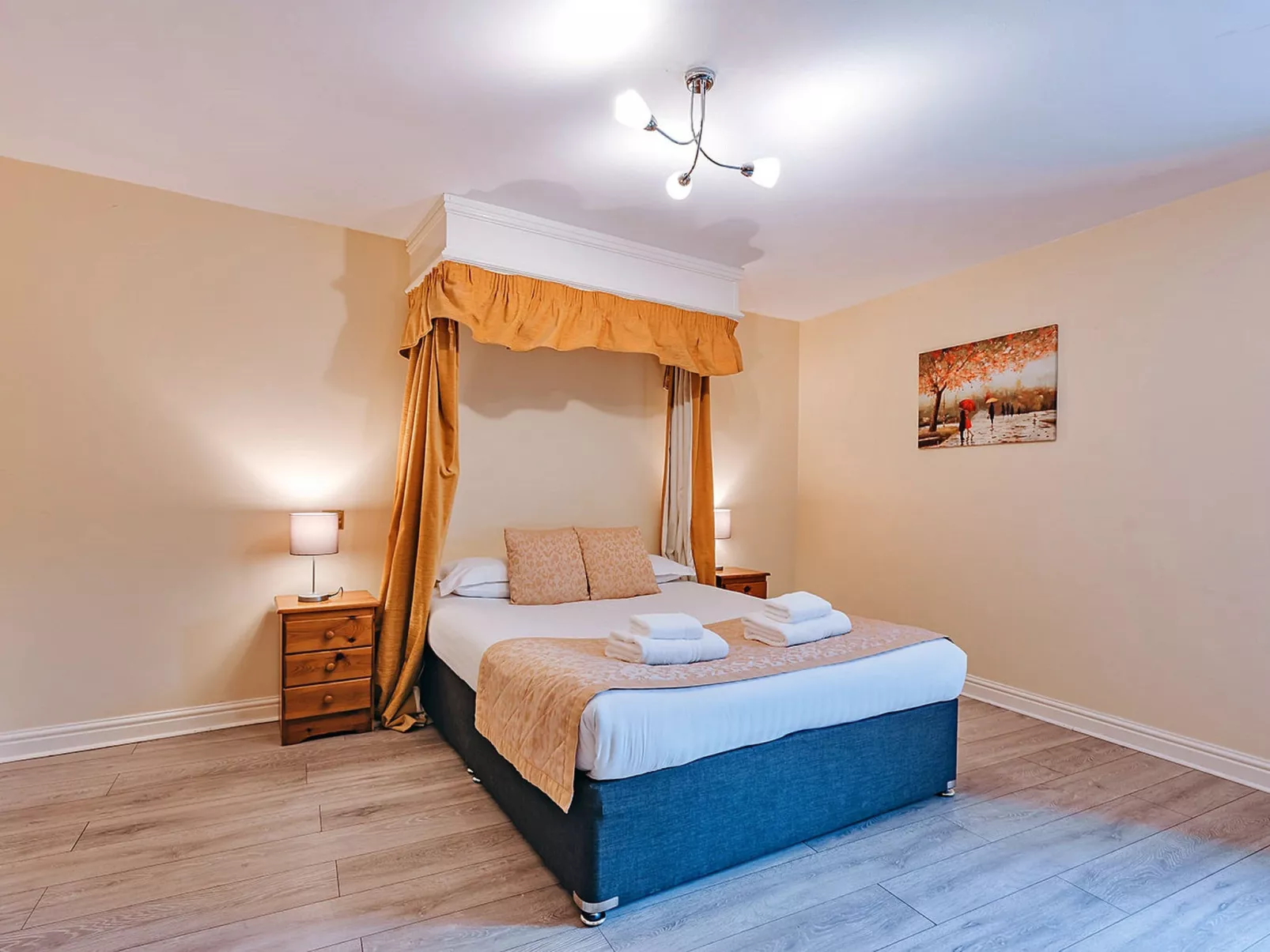 Netley Hall - Peach Tree-Binnen