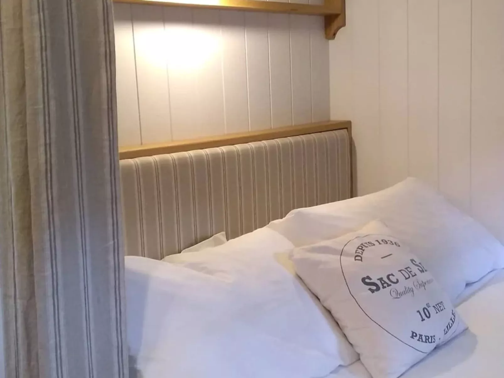 The Bakers Hut-Binnen