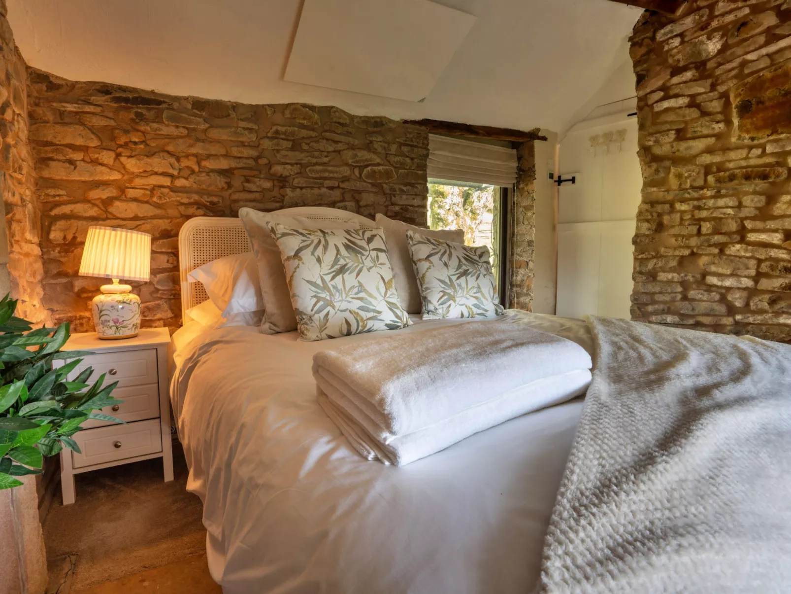 Middle Barn at Blackclough Farm-Binnen