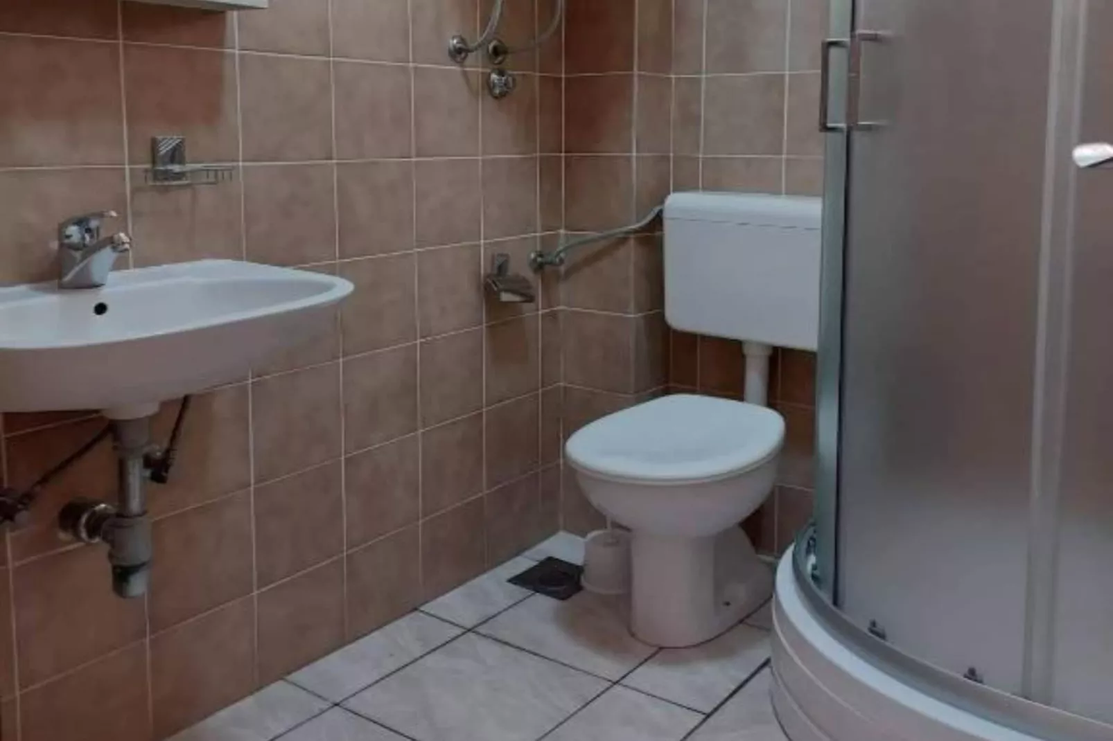 Apartments Natali - Studio Apartment with Balcony (APP1)-Badkamer