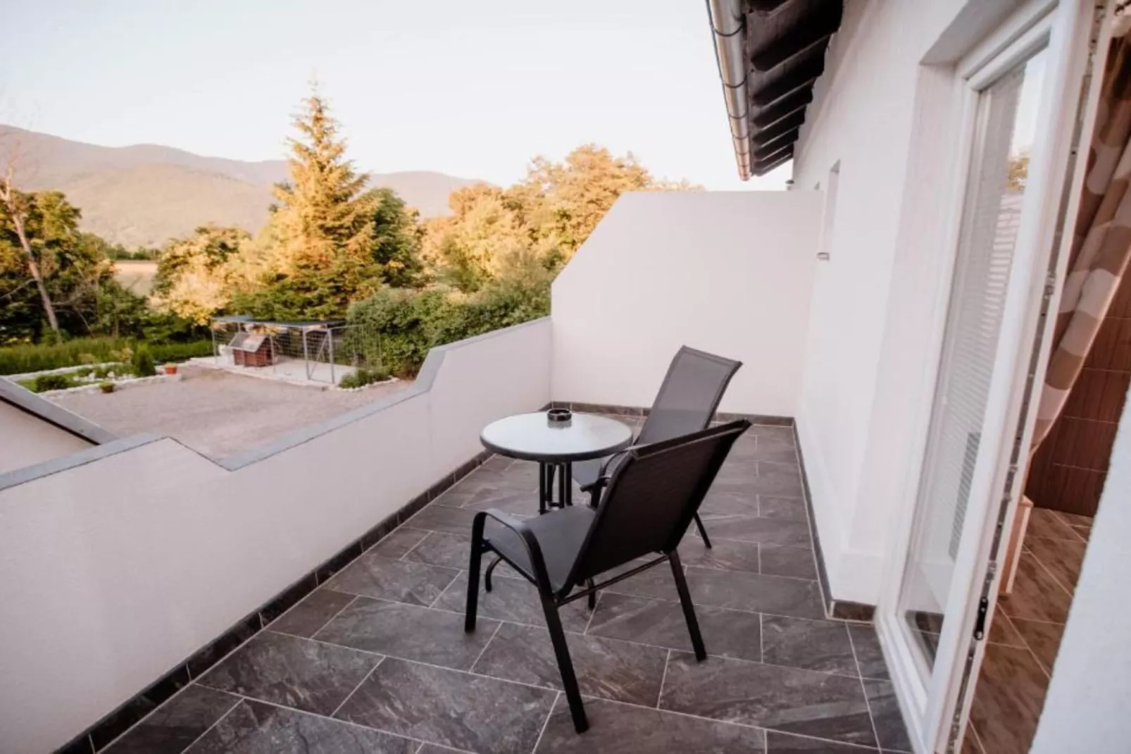 Mountain Serenity Rooms - Double Room with Balcony  3-Terrasbalkon