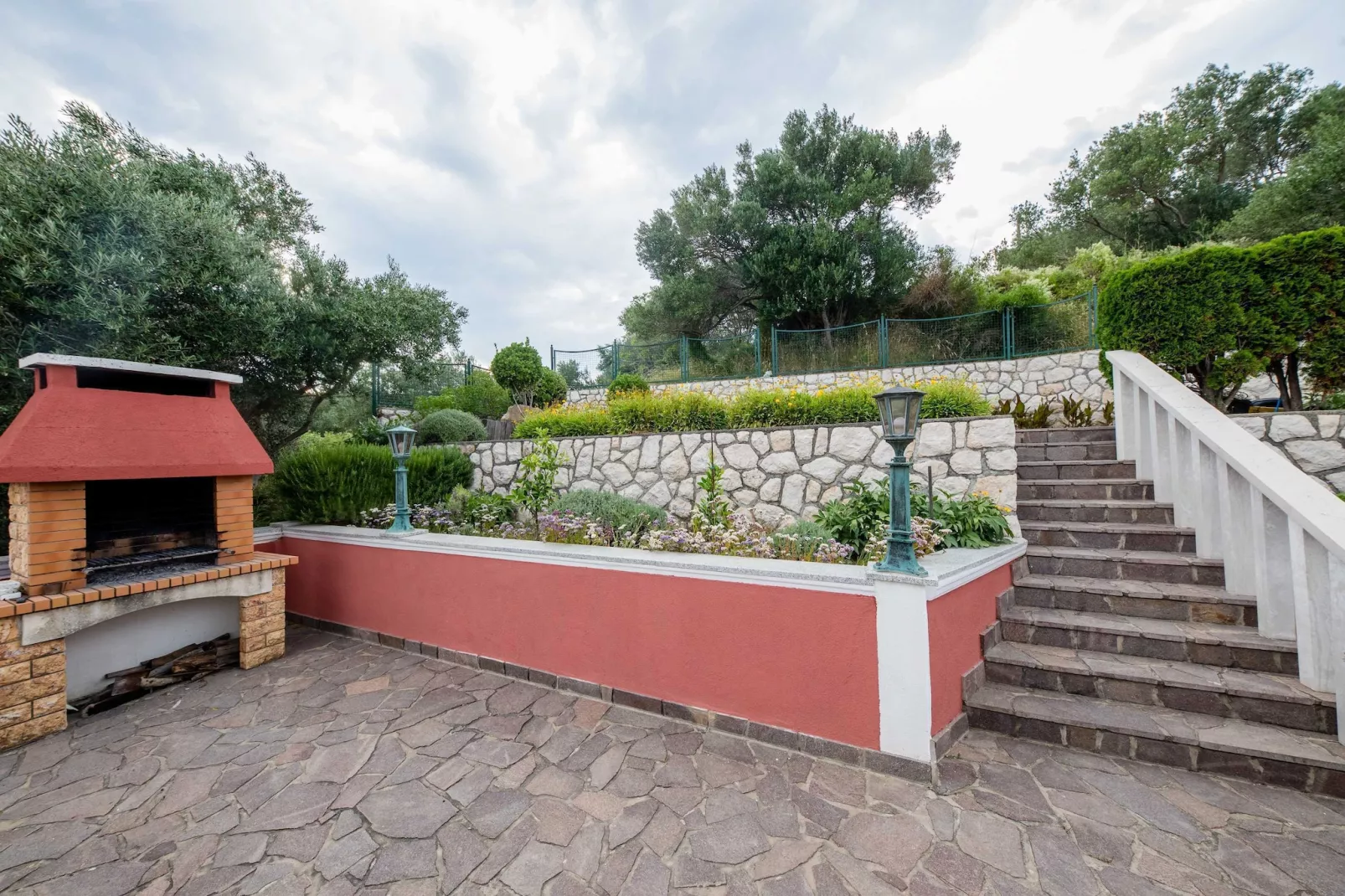 Guest House Villa Anggela - Double Room with Balcony and Sea View (BR3)-Buitenlucht