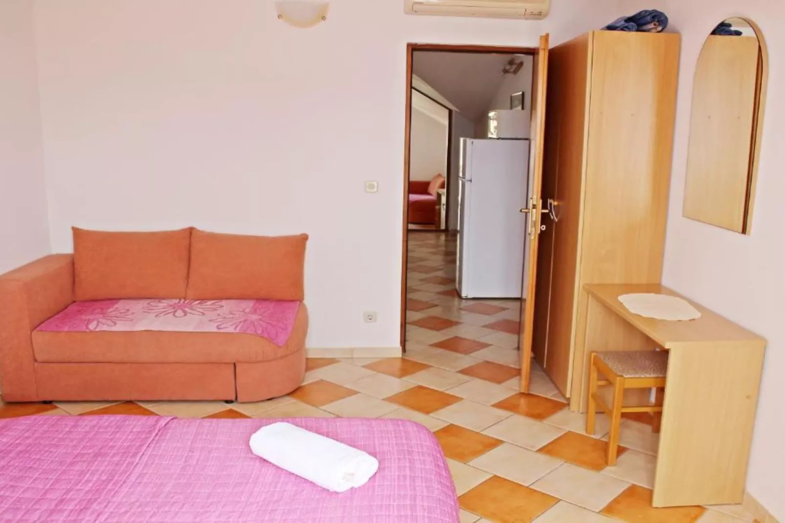 Apartments Pansion Franka 3* - Studio Apartment with Sea View - APT 1B-Slaapkamer