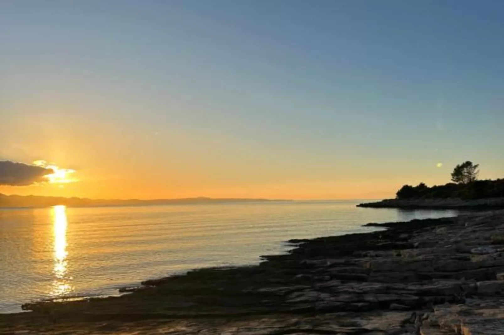 Hotel Pansion Villa Antonio - Two Bedroom Suite with Balcony and Garden View 18-Sfeer