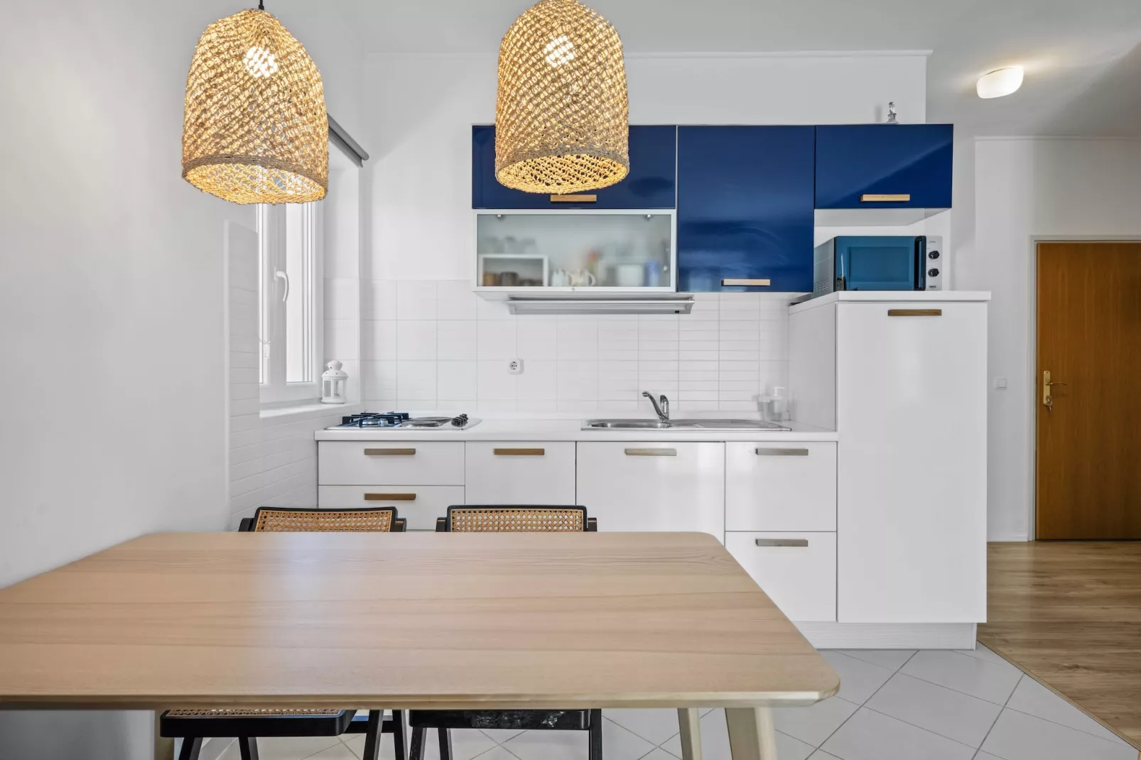 One-Bedroom Apartment With Pool-Keuken