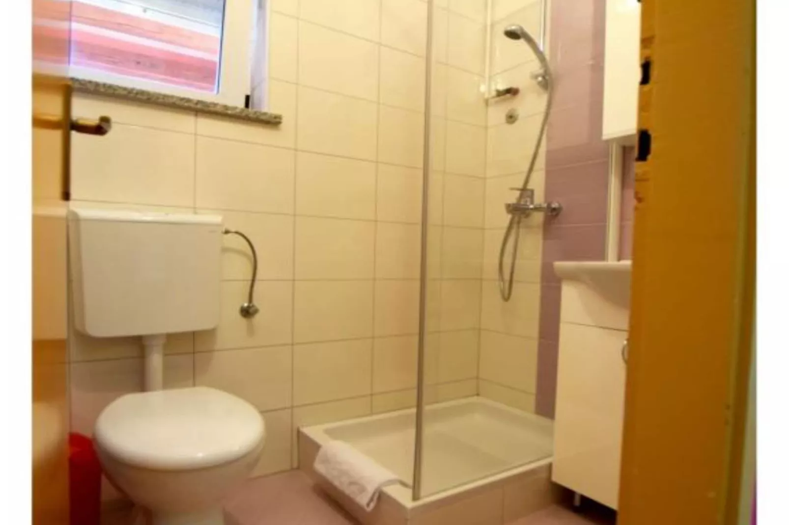 Apartments Adriana - Studio Apartment A2+1-Badkamer