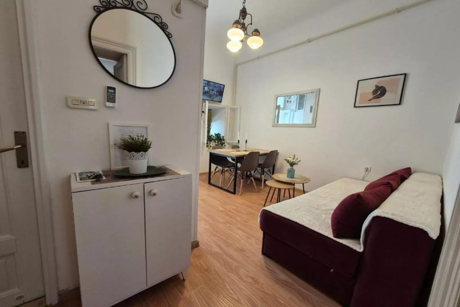 Apartment Bijonda near Arena Pula - One Bedroom Apartment-Woonkamer