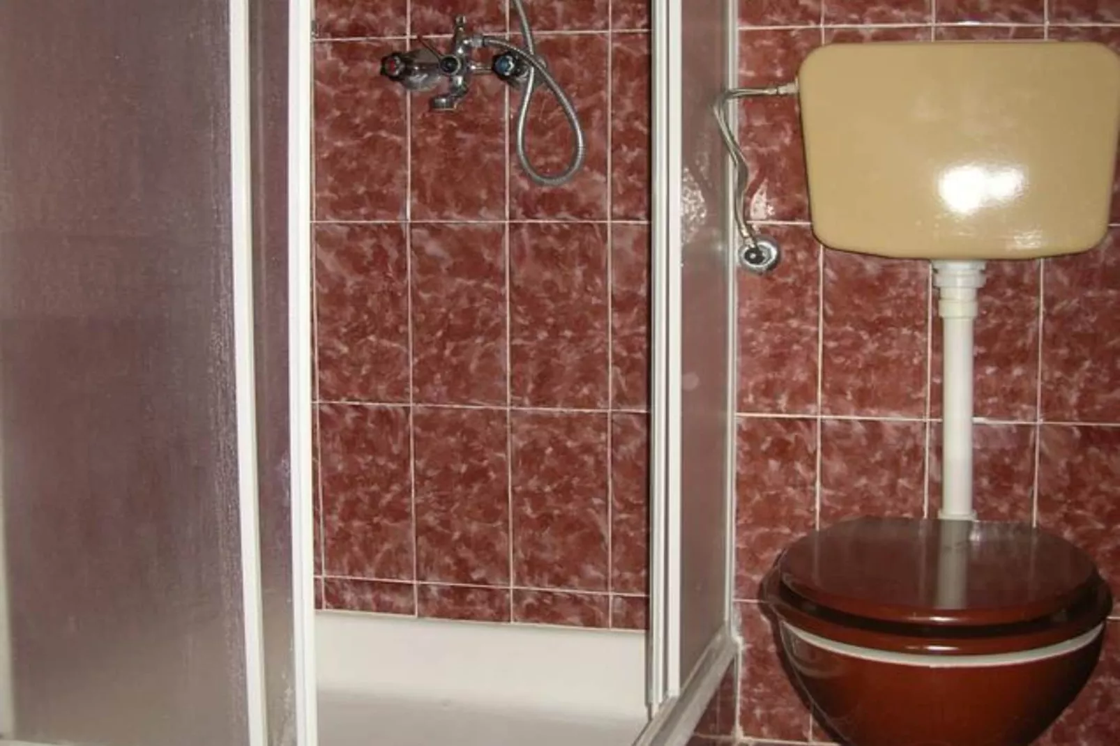 Apartment with Terrace and Sea View Brodarica - Two Bedroom Apartment with Sea View-Badkamer