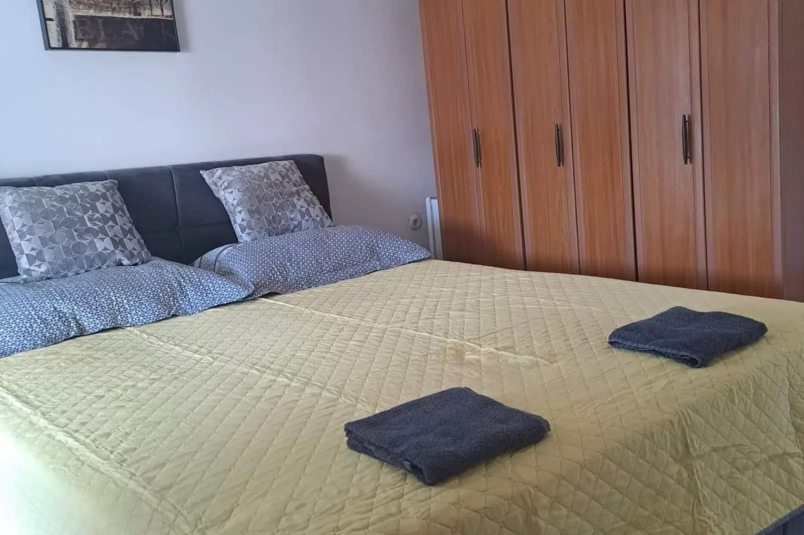 Apartments Boris Donji Karin - One Bedroom Apartment (Deluxe Apartment)-Slaapkamer