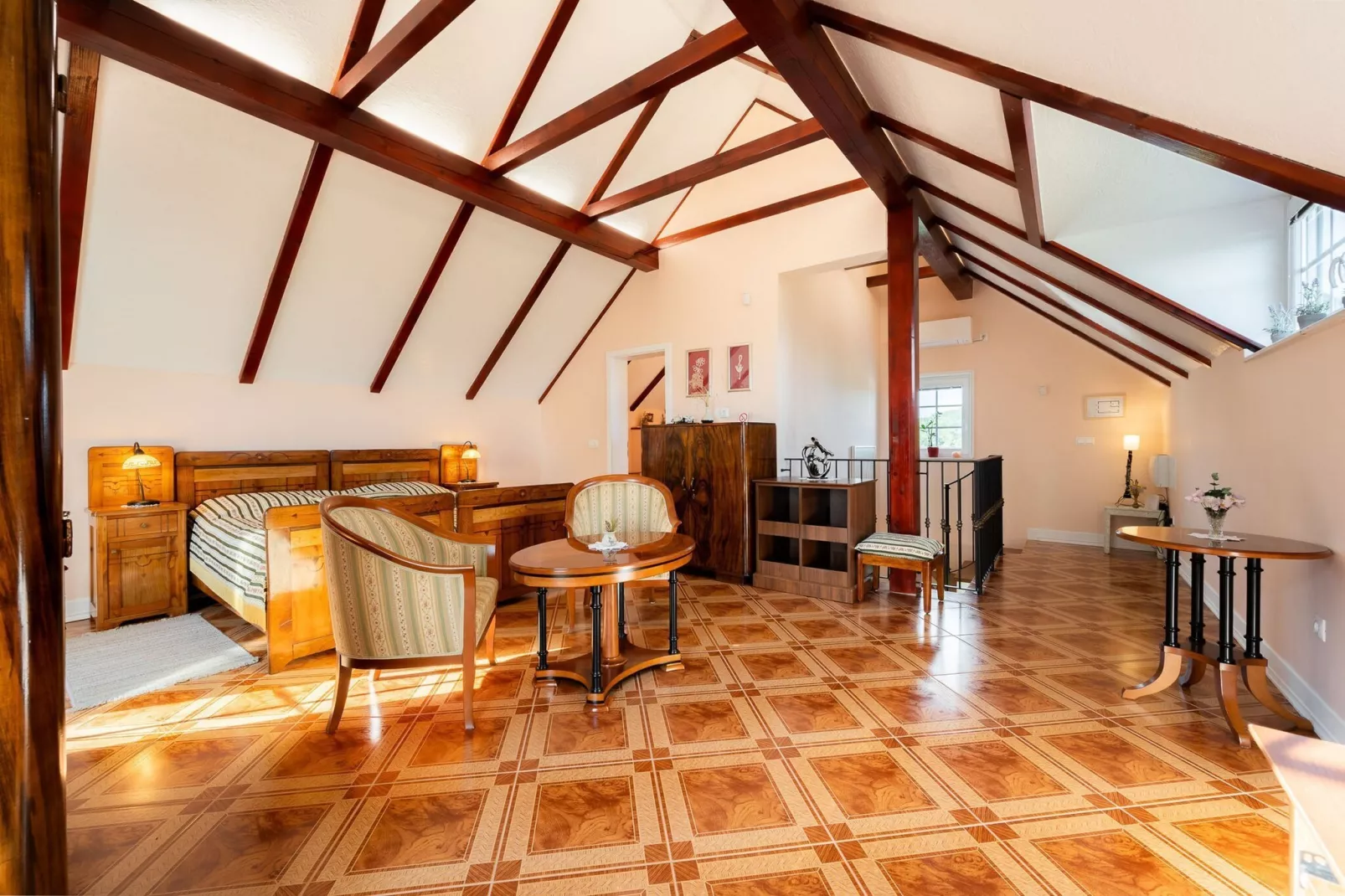 Secluded Escape Hilltop Villa with Hot-Tub - Two Bedroom Villa with Hot-Tub