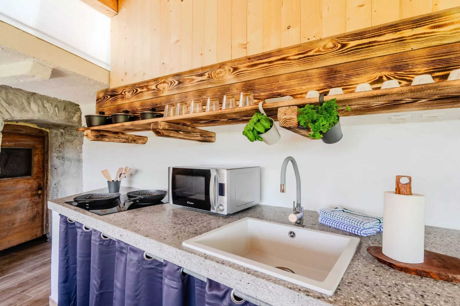 Nature Hideaway Holiday Homes with Sauna - One Bedroom Holiday Home (owner Pika)-Keuken