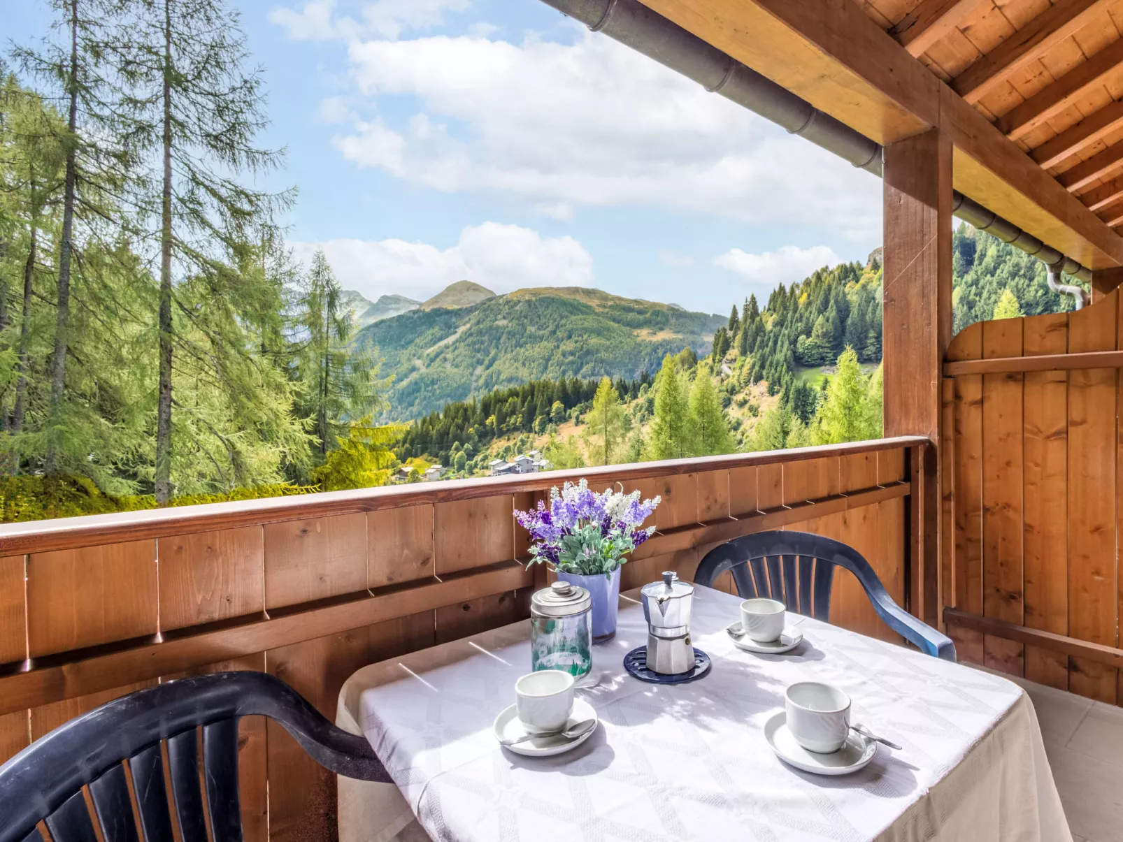 Residence gli Scoiattoli-Buiten