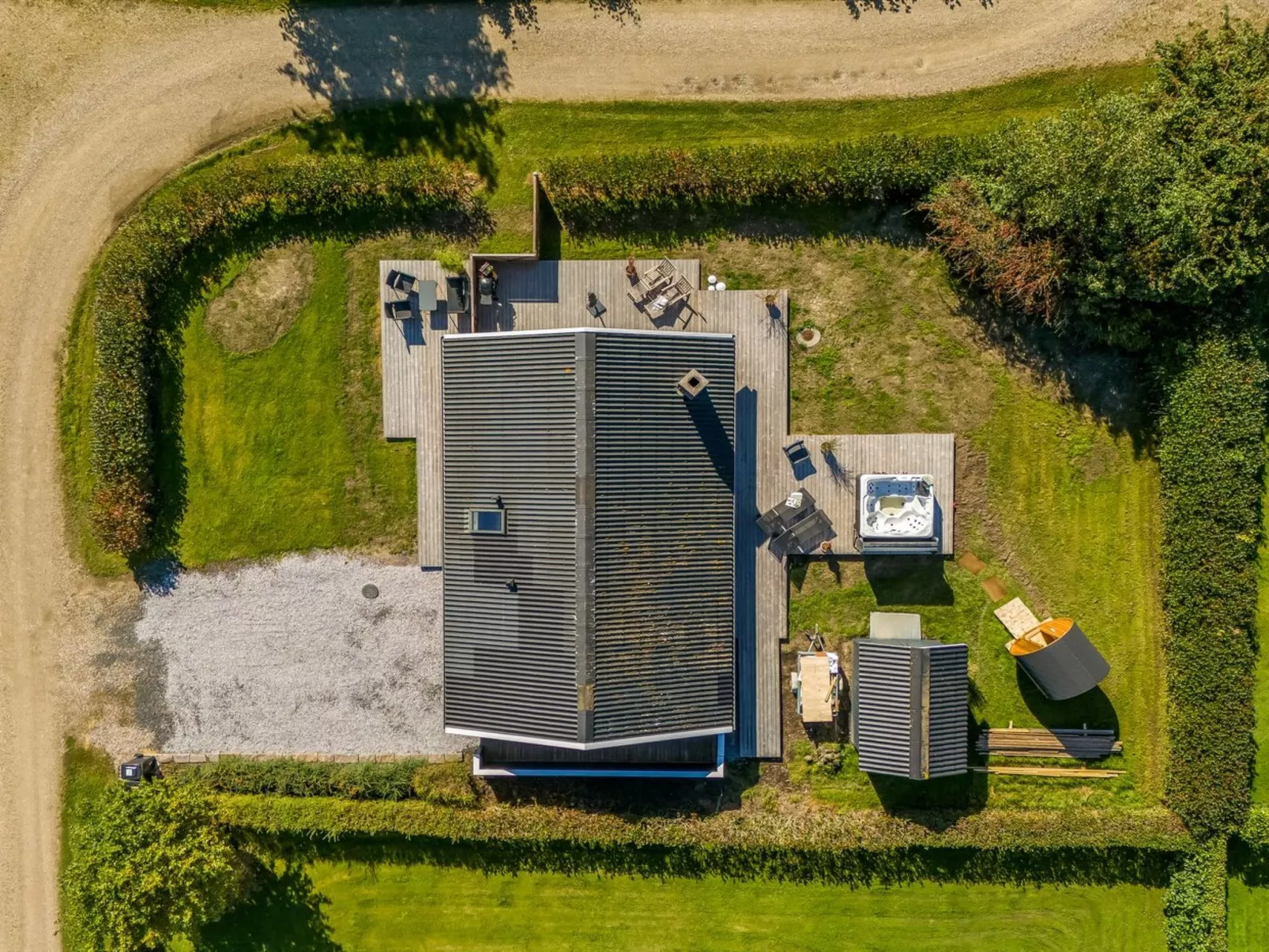 "Thamina" - 200m to the fjord-Buiten