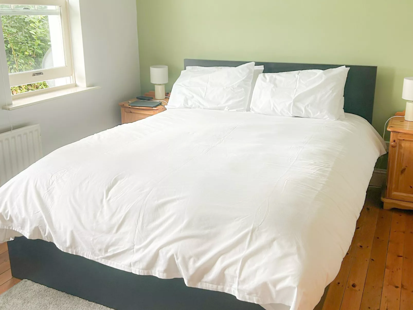 Courtyard HC No 8-Binnen